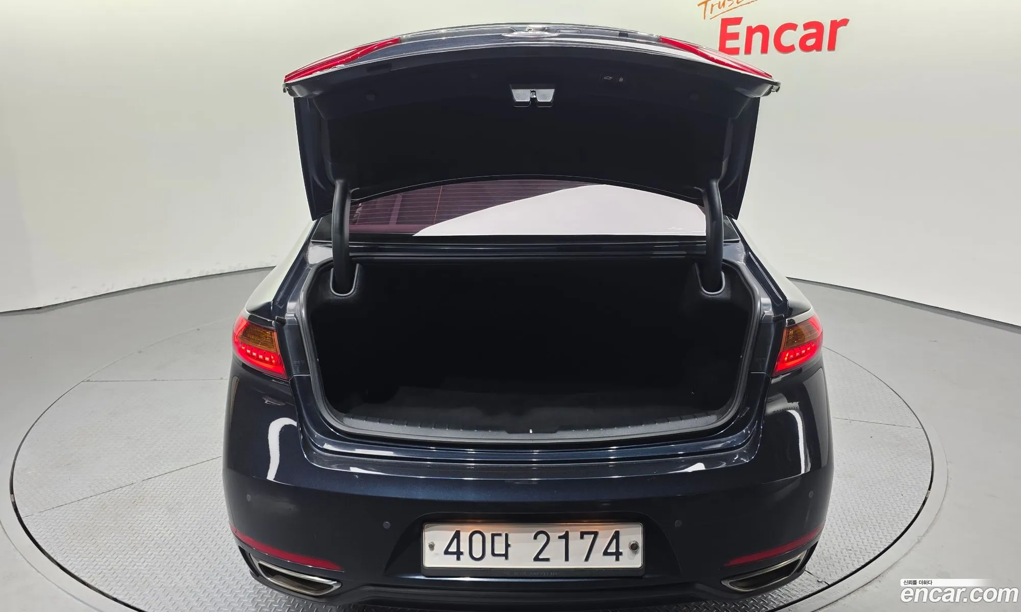 Kia K7 2017 — 12