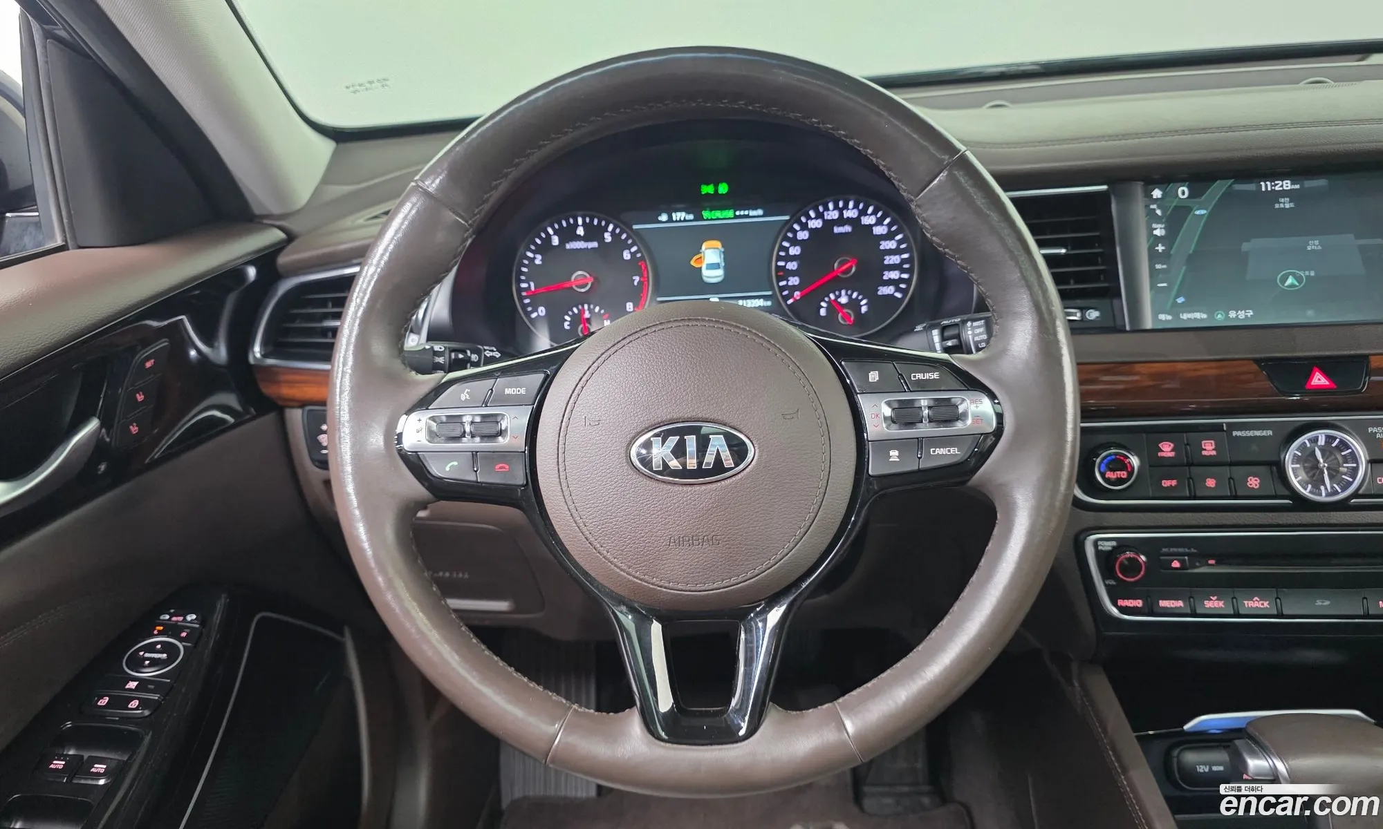 Kia K7 2017 — 2