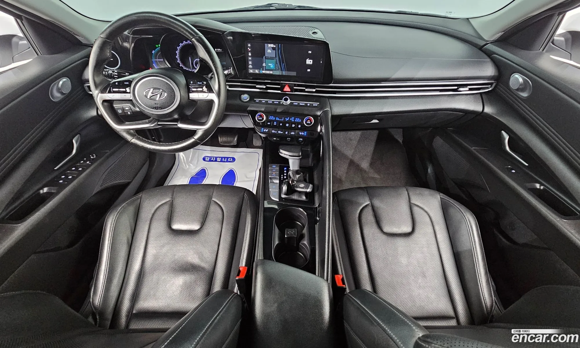 Hyundai Elantra Hybrid 2022 — 2