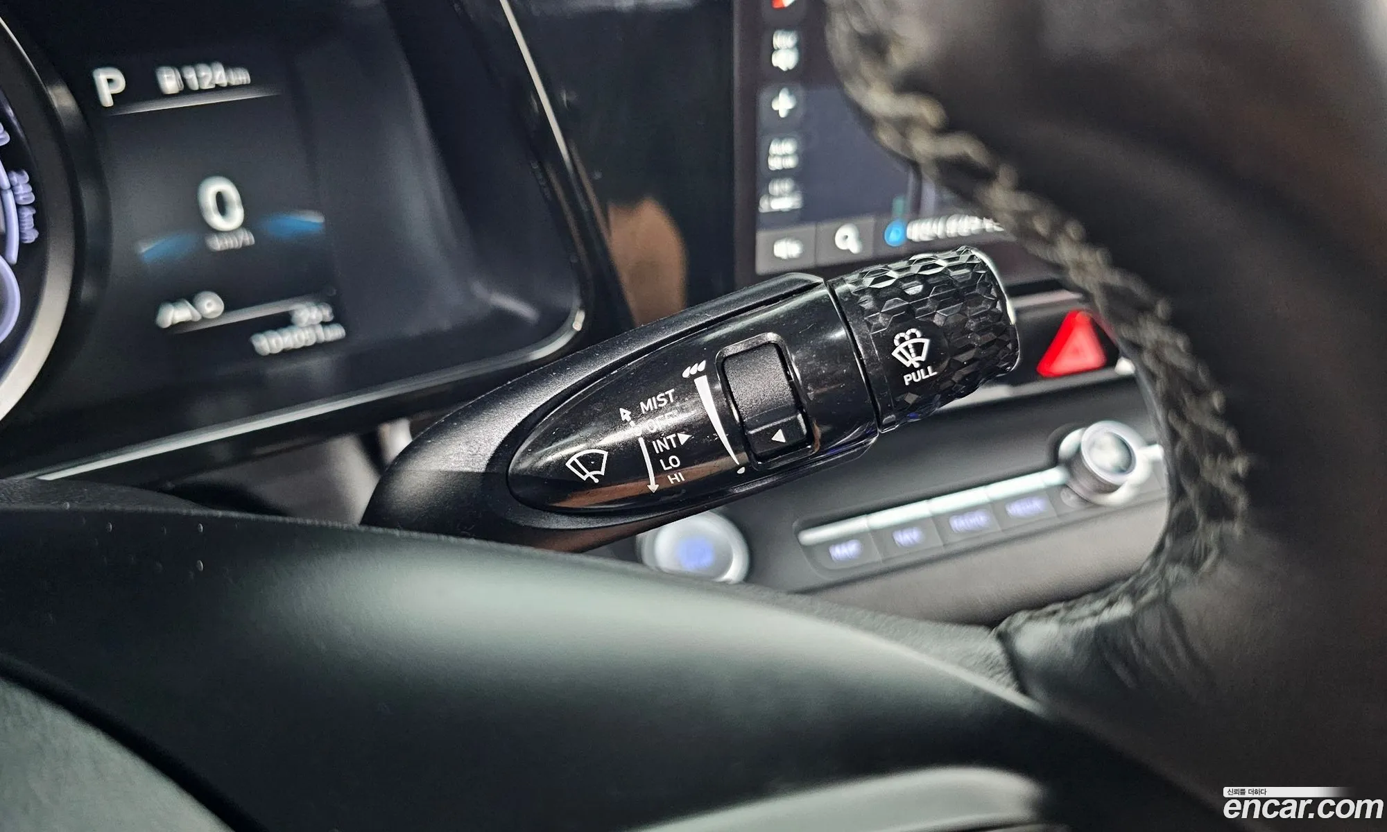 Hyundai Elantra Hybrid 2022 — 8