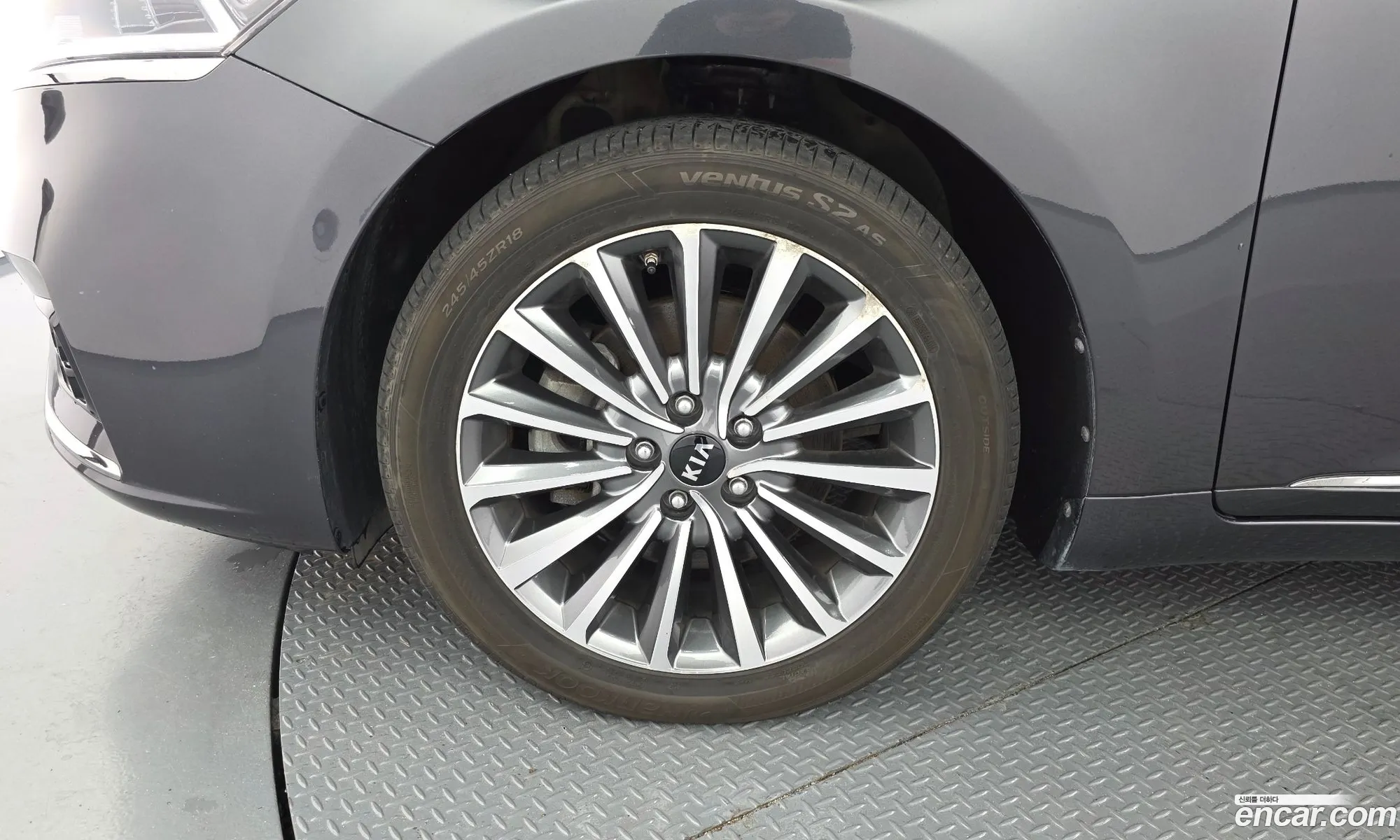 Kia K7 2016 KNALB415BGA050992 — 28