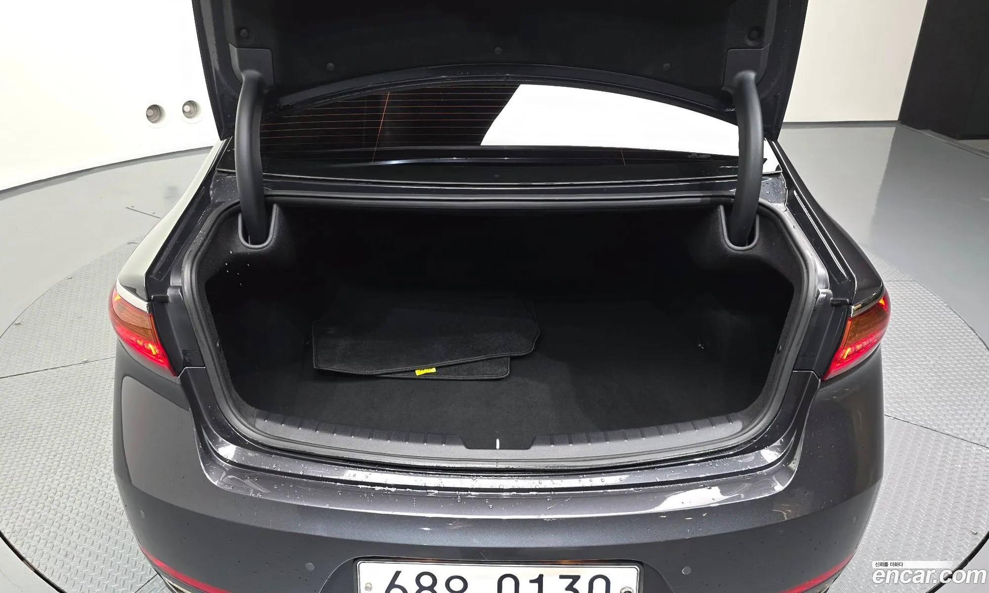 Kia K7 2016 KNALB415BGA050992 — 26
