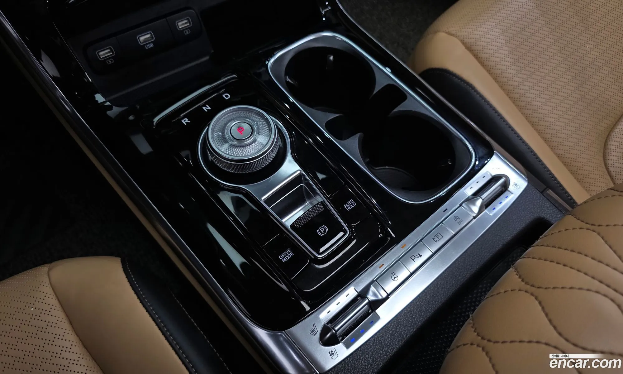 Kia Carnival 2020 KNANE81BBMS036440 — 19