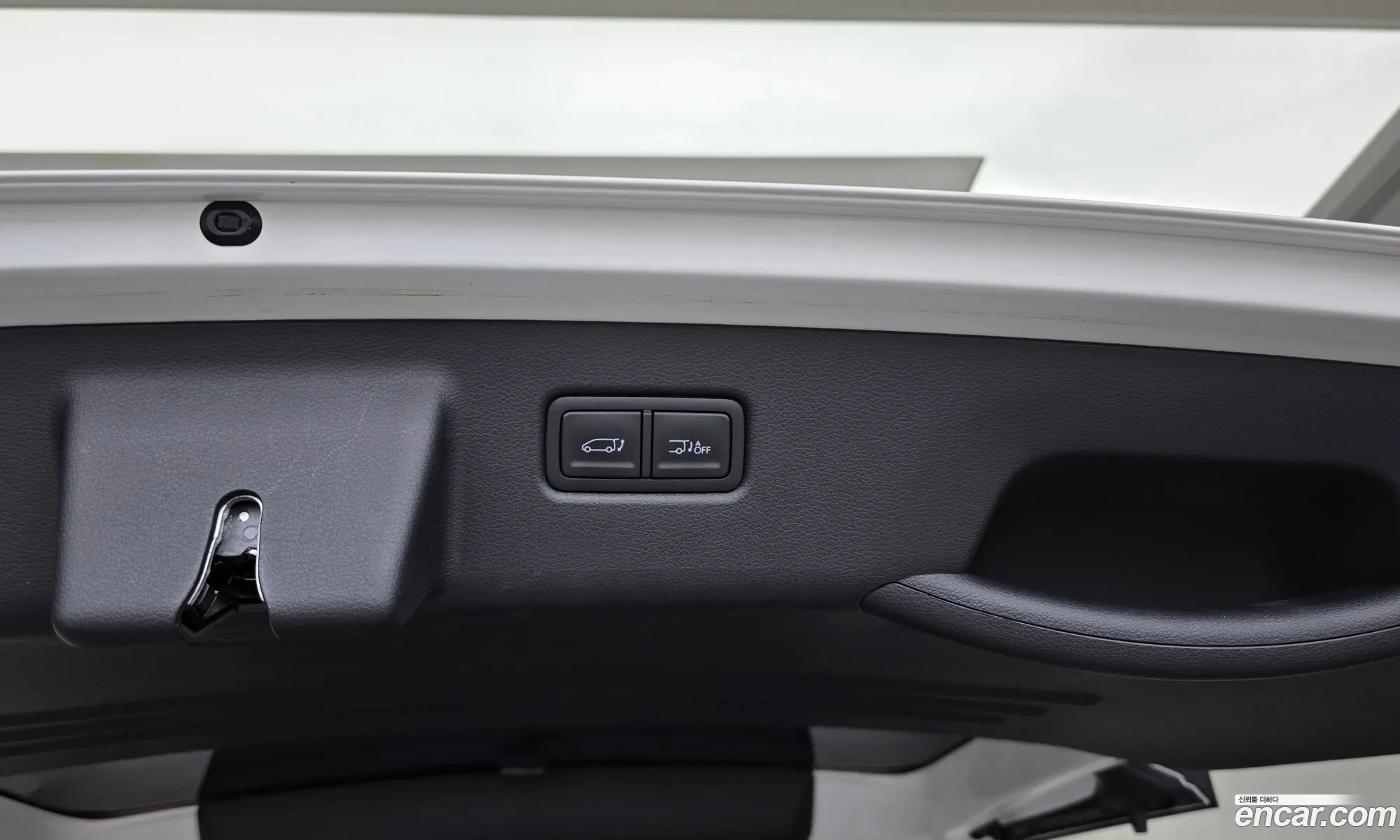 Hyundai Staria 2025 — 16