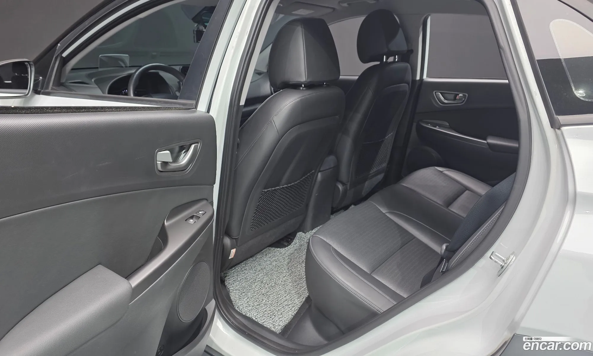 Hyundai Kona Electric 2020 — 24