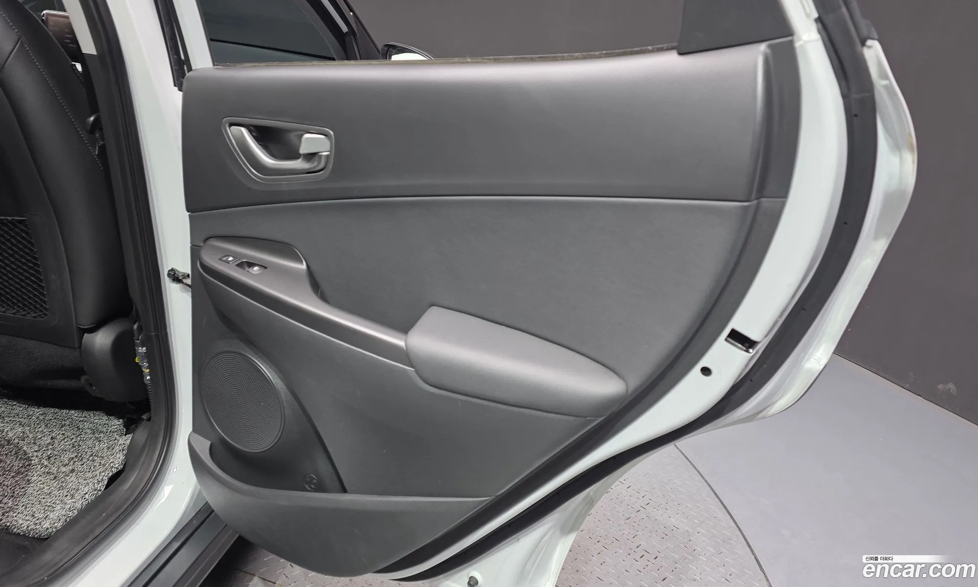 Hyundai Kona Electric 2020 — 34