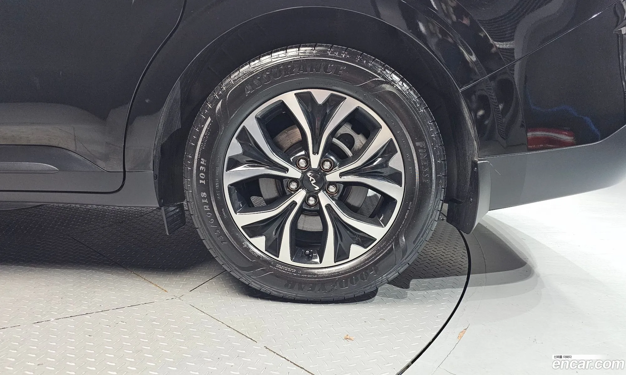 Kia Carnival 2022 KNHNB373BPS258872 — 9