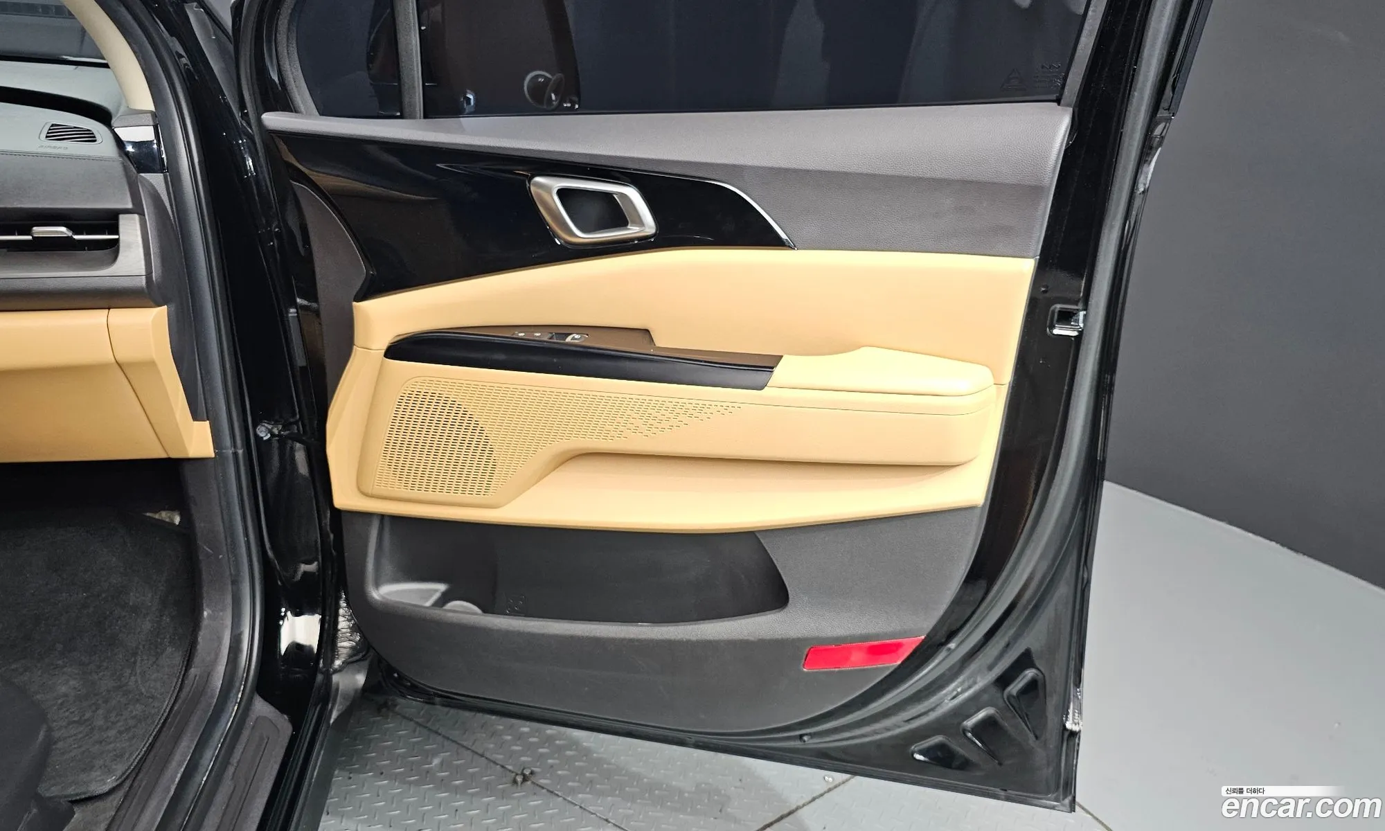 Kia Carnival 2022 KNHNB373BPS258872 — 30