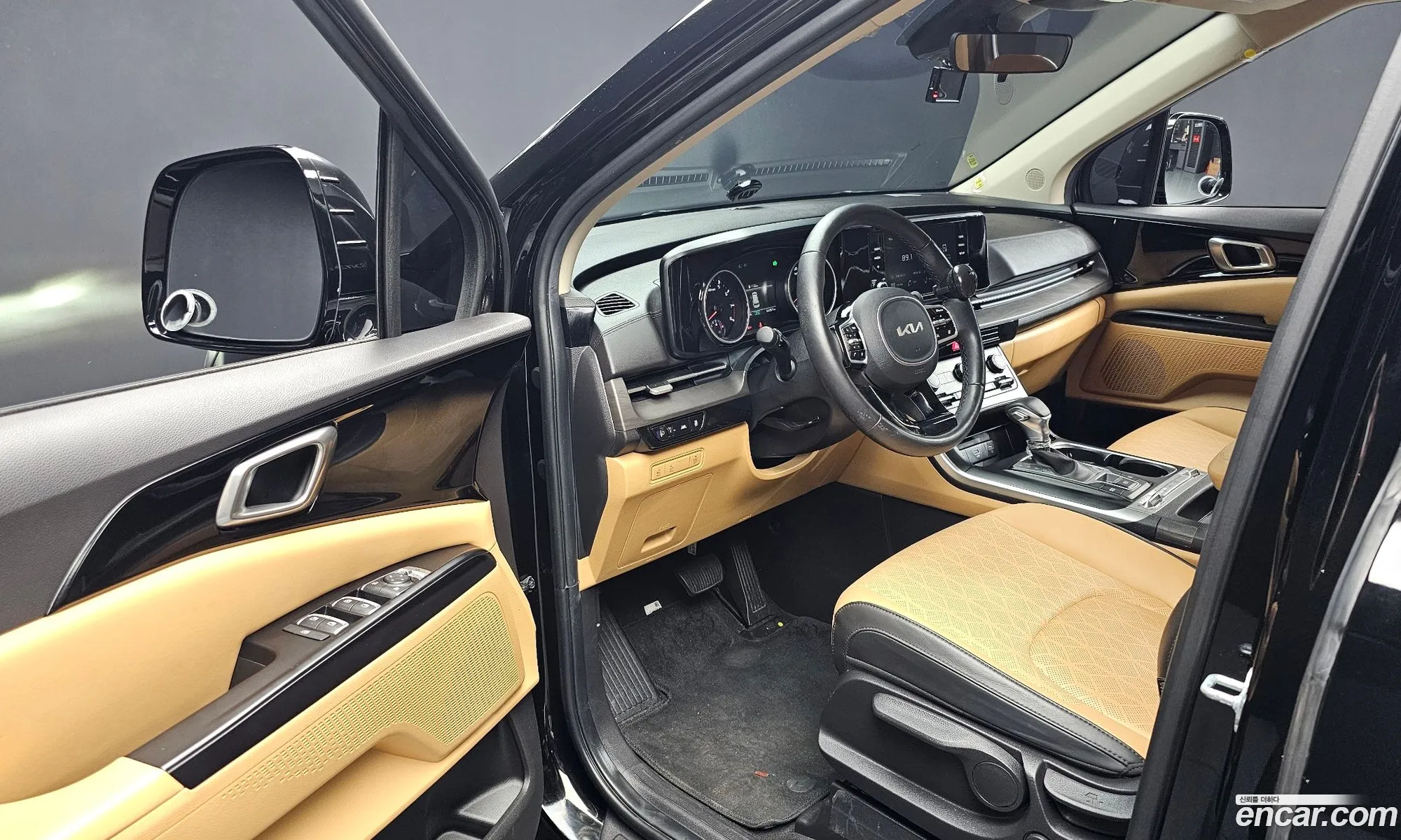 Kia Carnival 2022 KNHNB373BPS258872 — 10