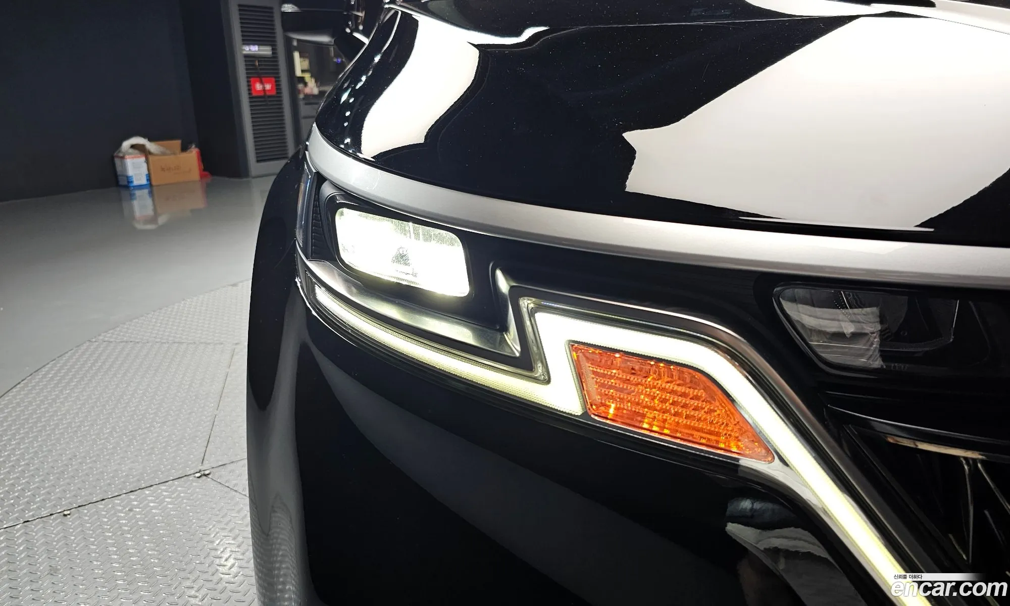 Kia Carnival 2022 KNHNB373BPS258872 — 4