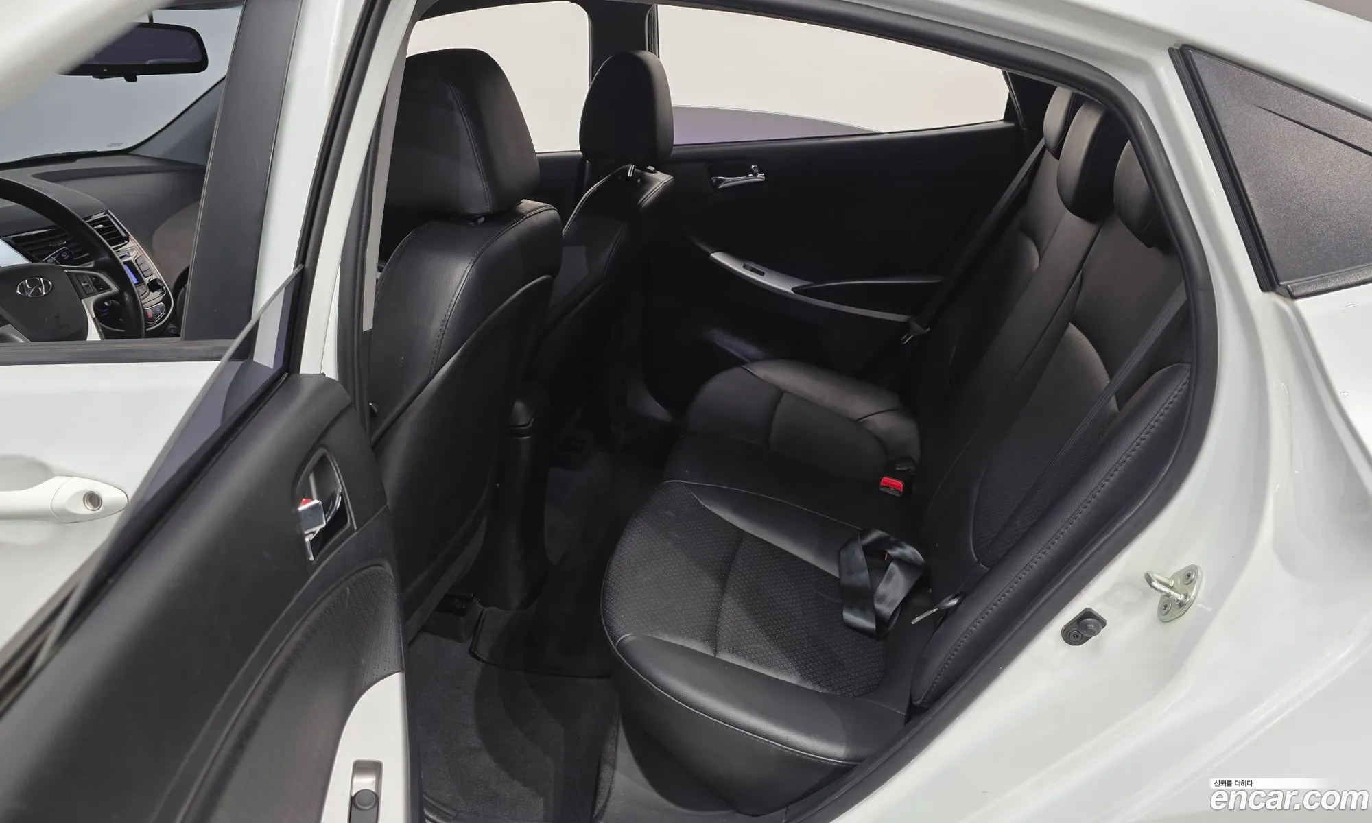 Hyundai Accent 2012 KMHCT41CBCU336968 — 3