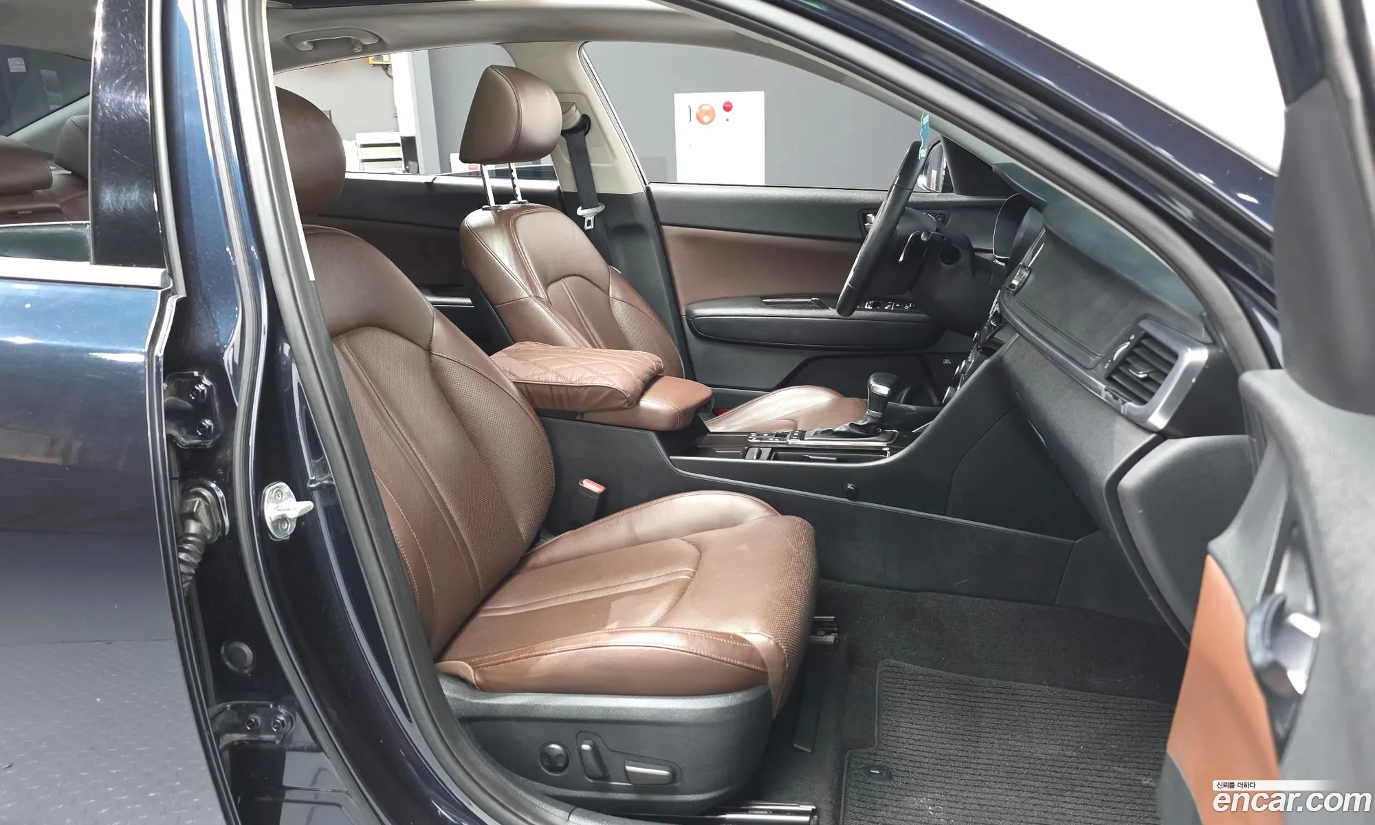 Kia K5 2016 — 2