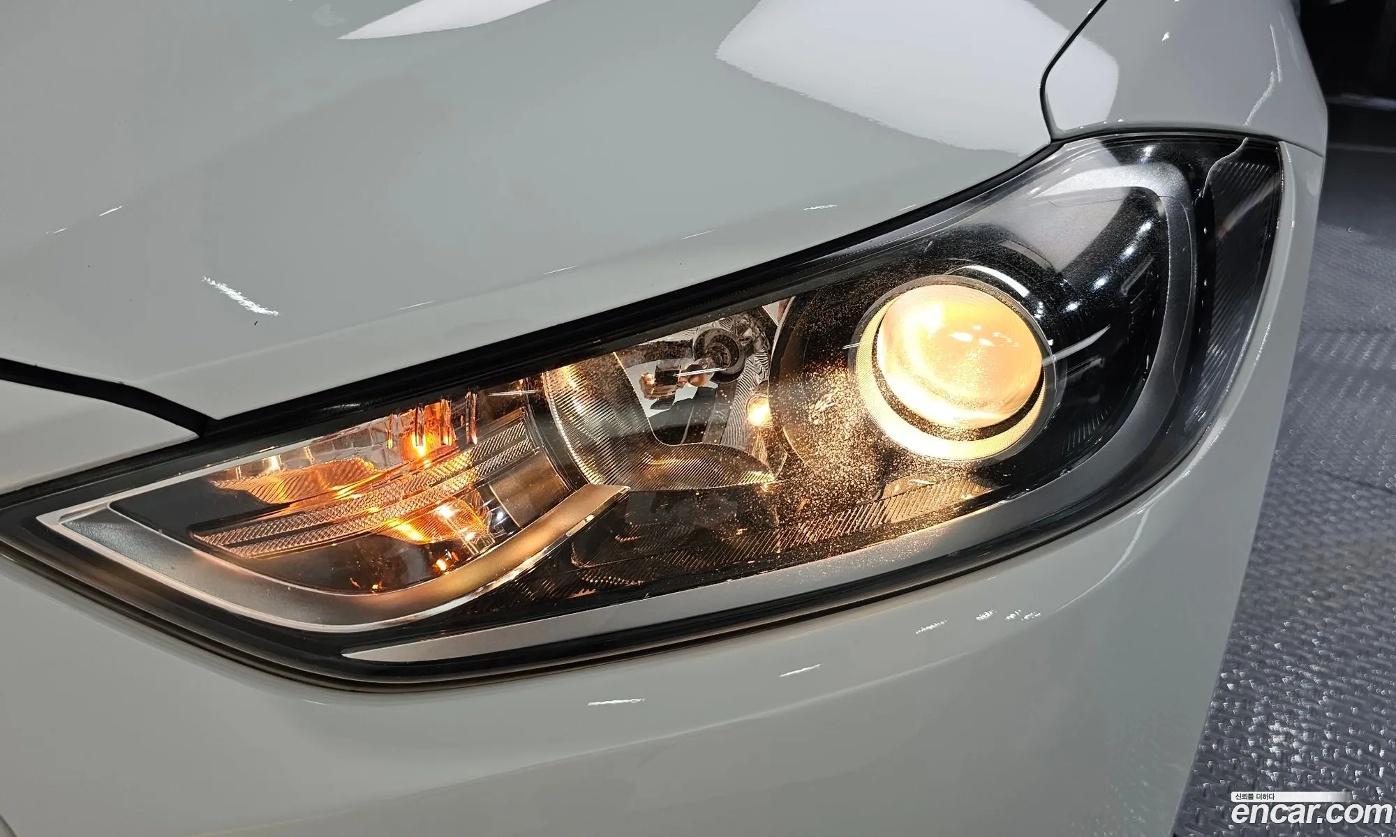 Hyundai Elantra AD 2016 — 3