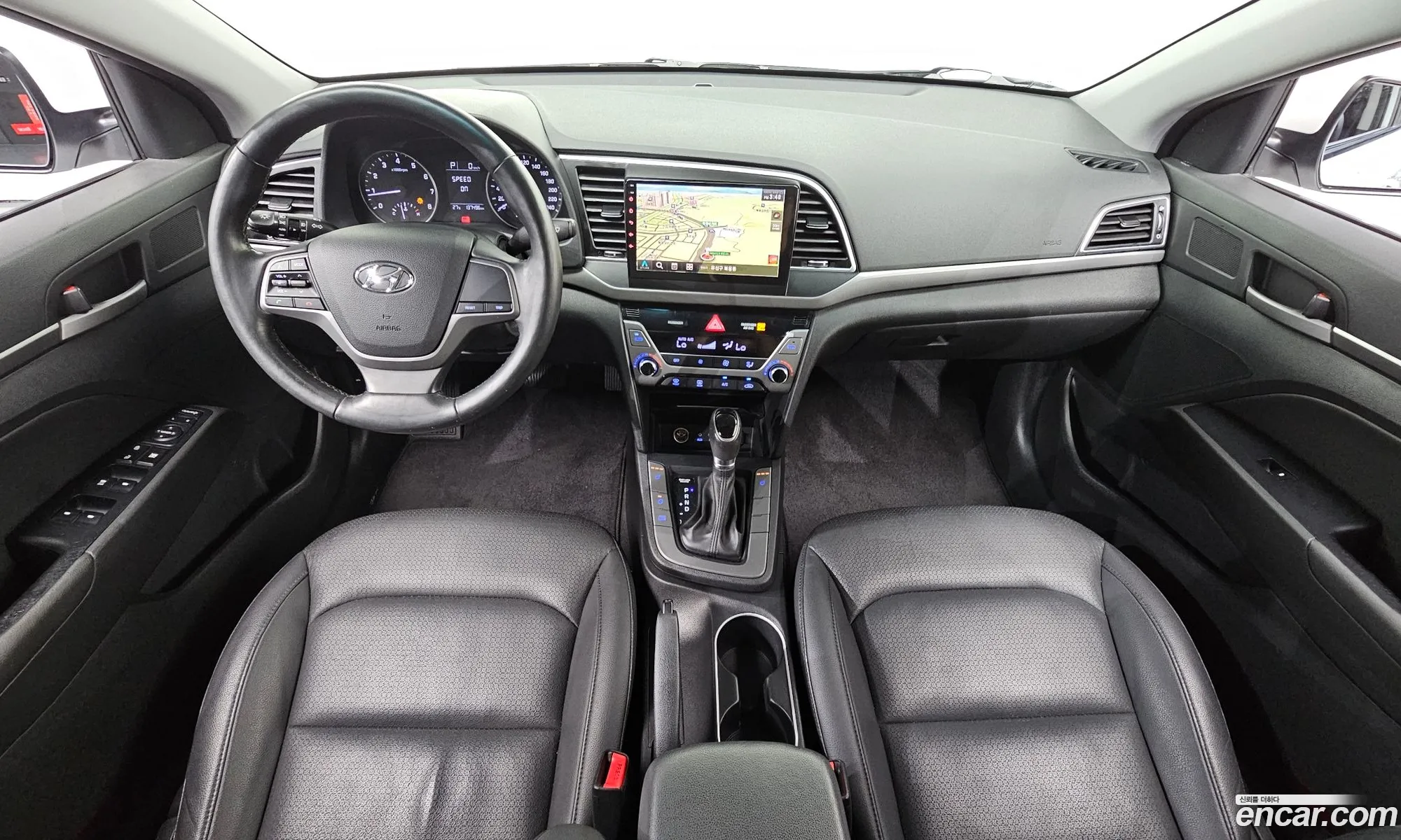 Hyundai Elantra AD 2016 — 8