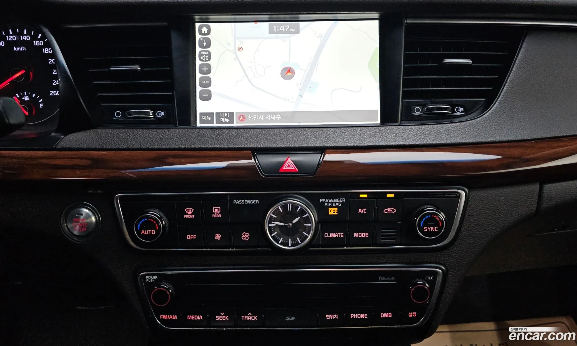 Kia K7 2016 KNALB415BGA041985 — 7