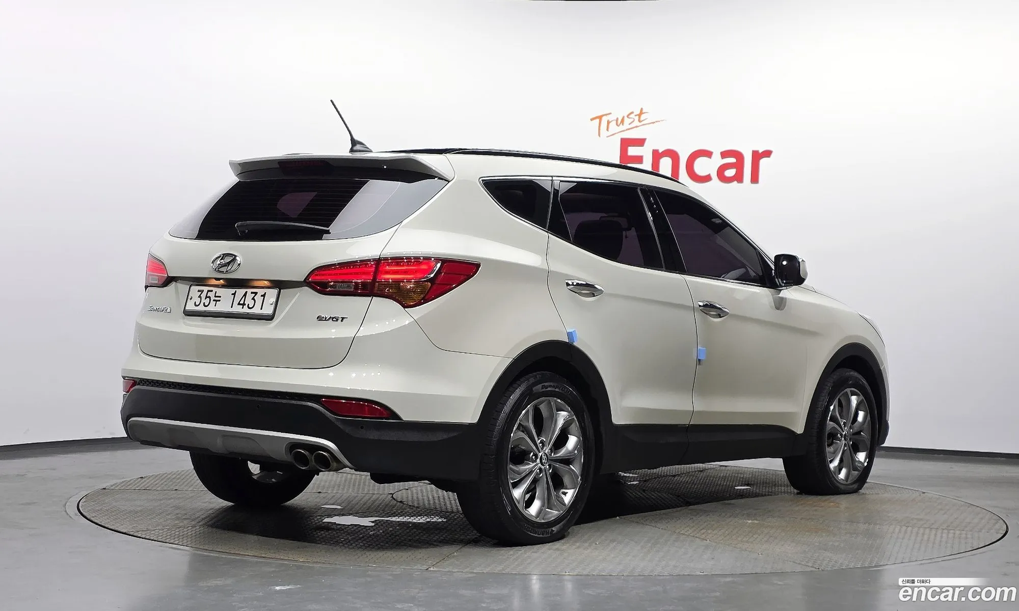 Hyundai Santa Fe DM 2012 — 2