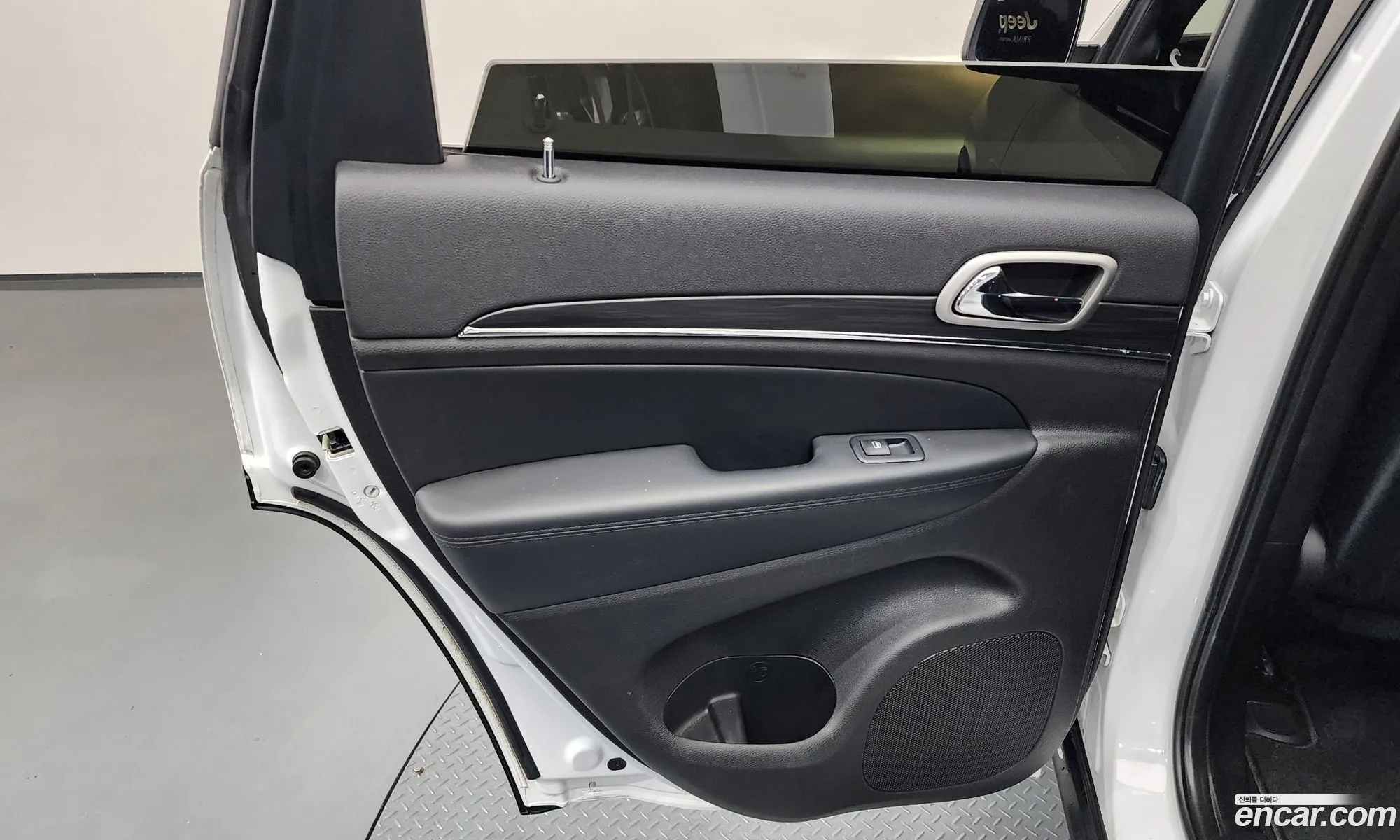 Jeep Grand Cherokee 2021 — 37