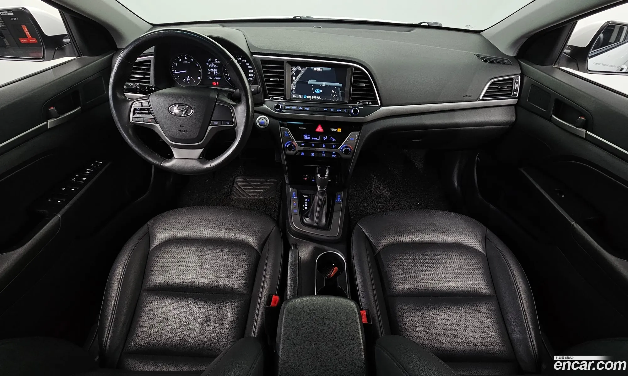 Hyundai Elantra AD 2017 KMHD741DBJU447619 — 15