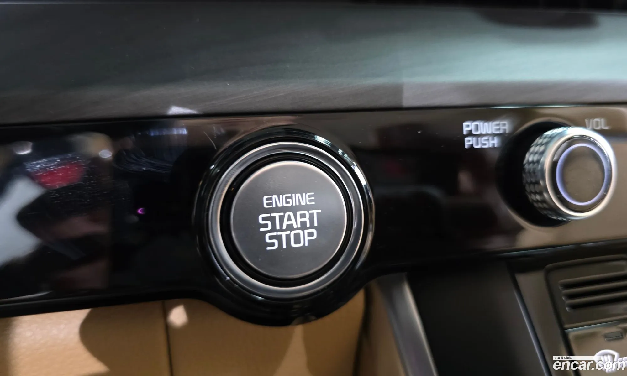 Kia Carnival 2021 — 28