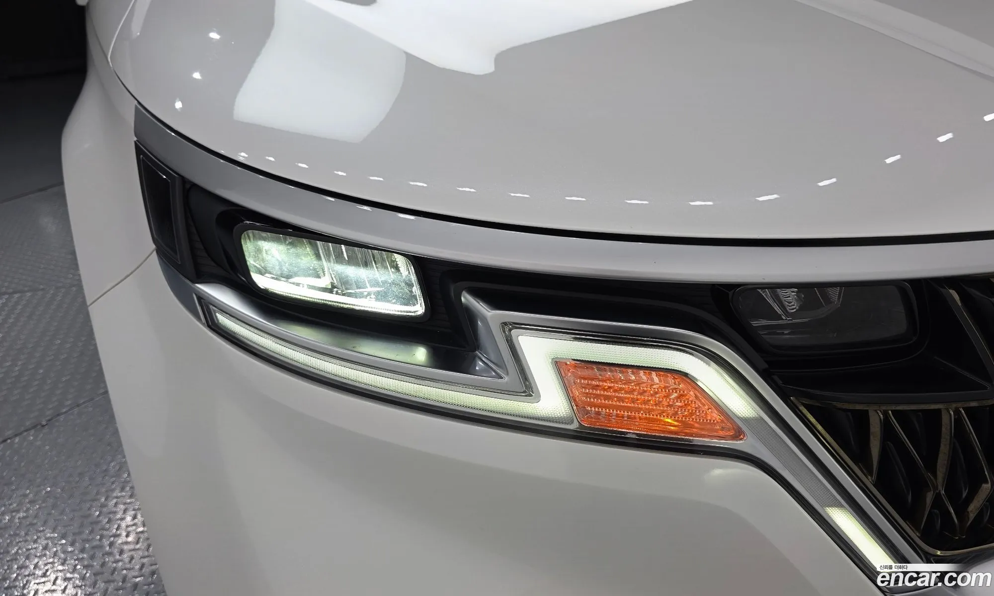 Kia Carnival 2021 — 17