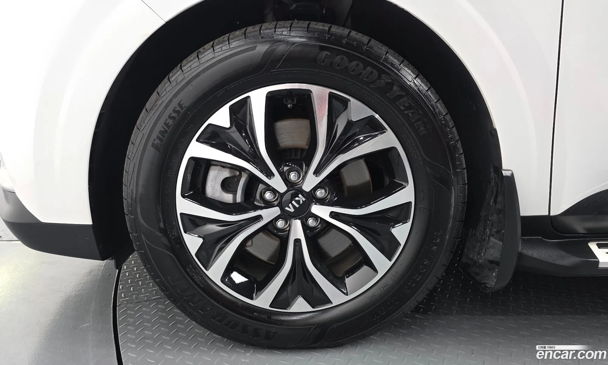 Kia Carnival 2021 — 21