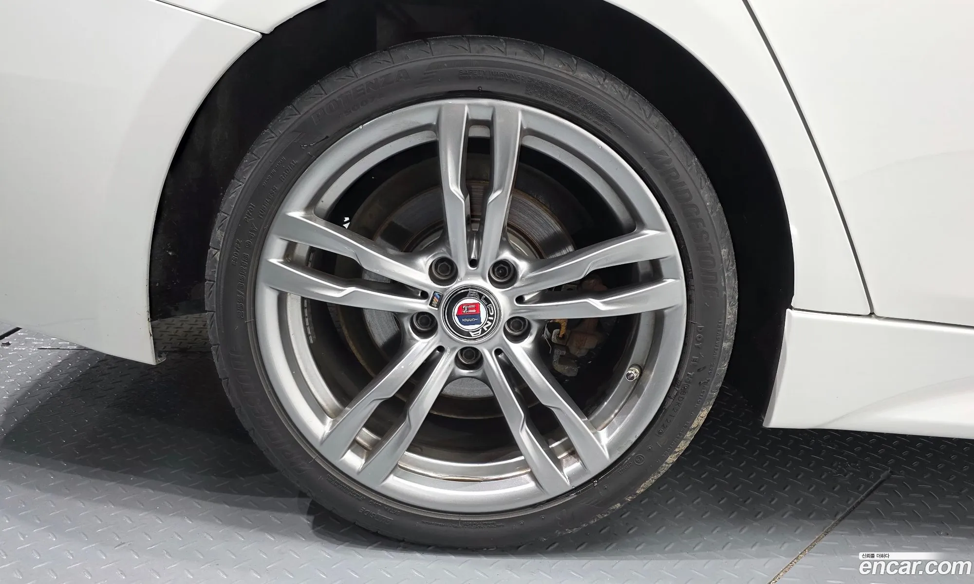 BMW 3 Series 2018 WBA8C5101JK736602 — 8