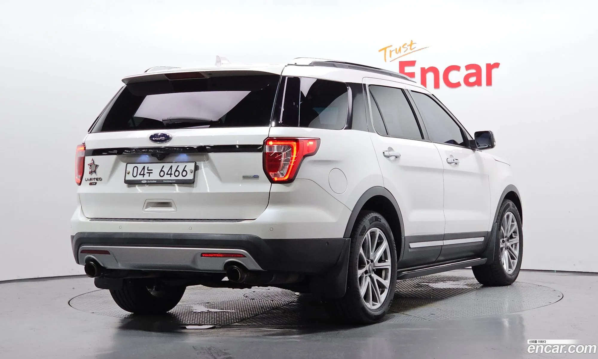 Ford Explorer 2017 1FM5K8FH1HGA96344 — 10