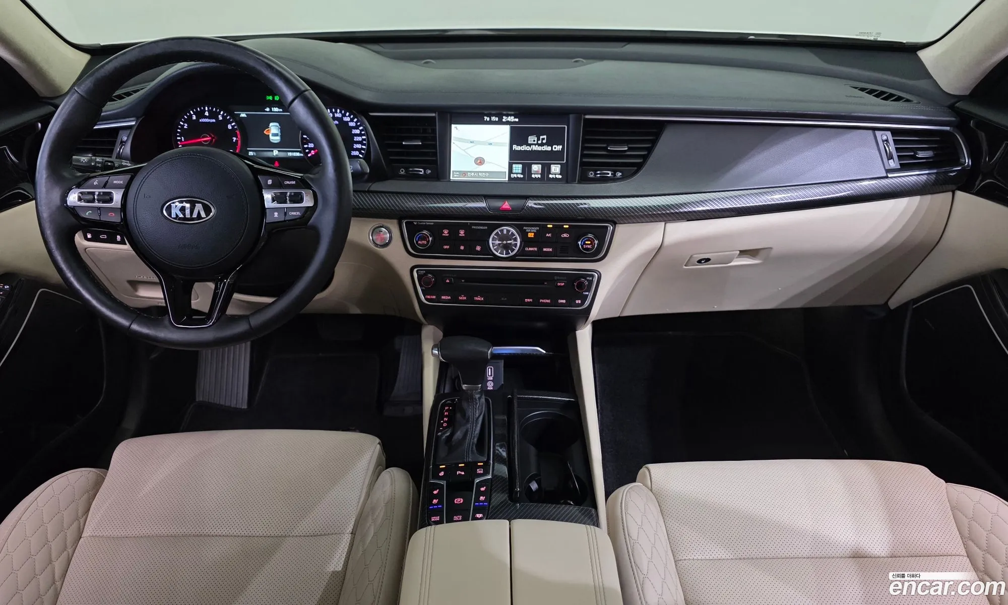 Kia K7 2016 — 17