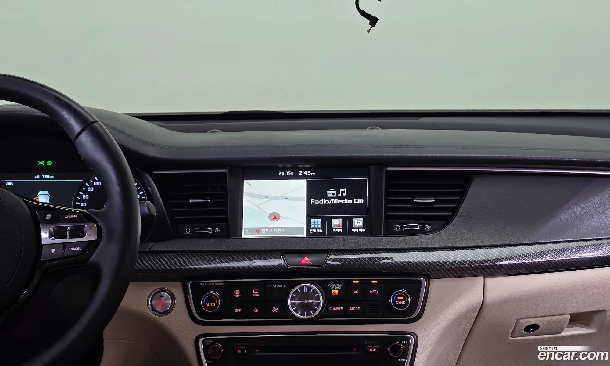 Kia K7 2016 — 12