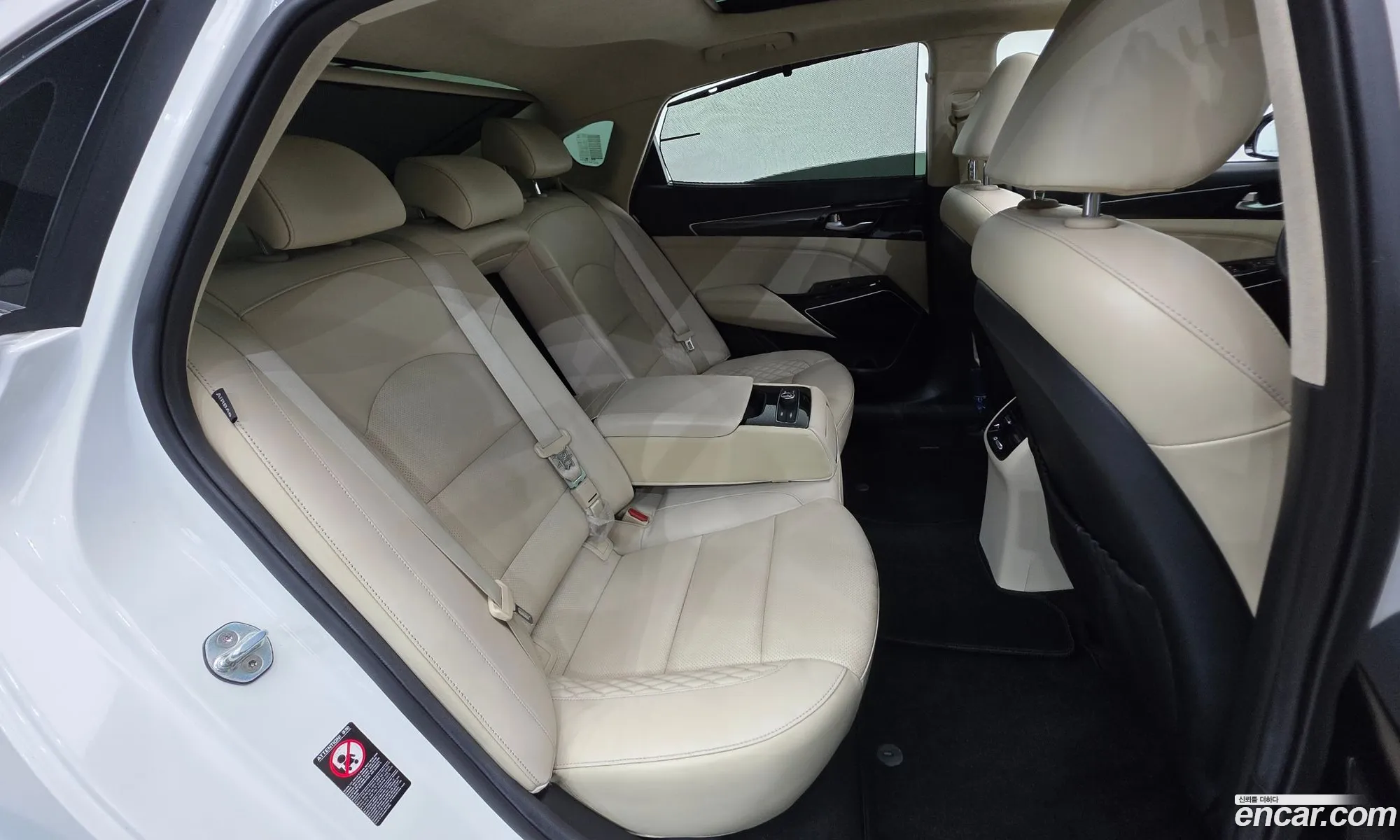 Kia K7 2016 — 18