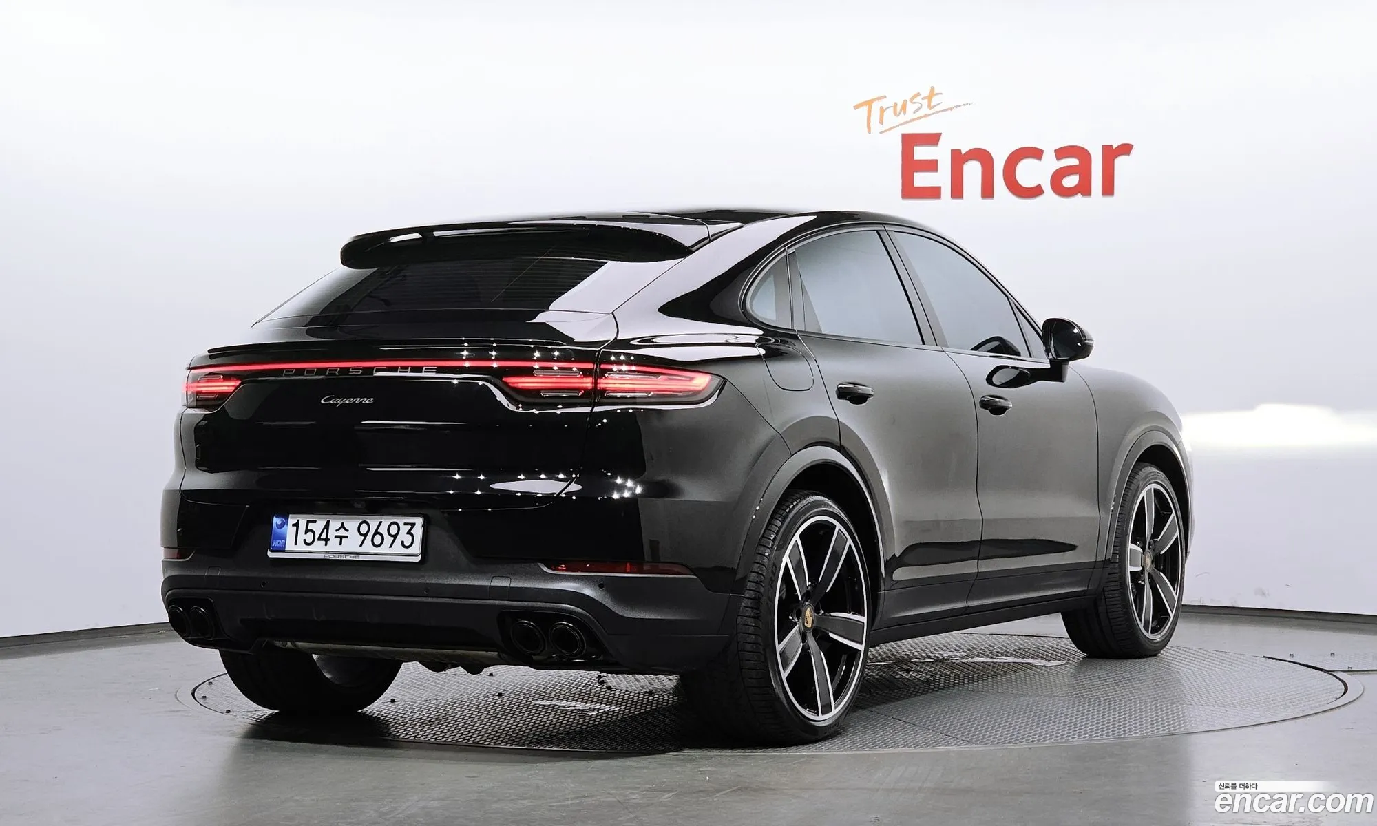 Porsche Cayenne 2022 — 19
