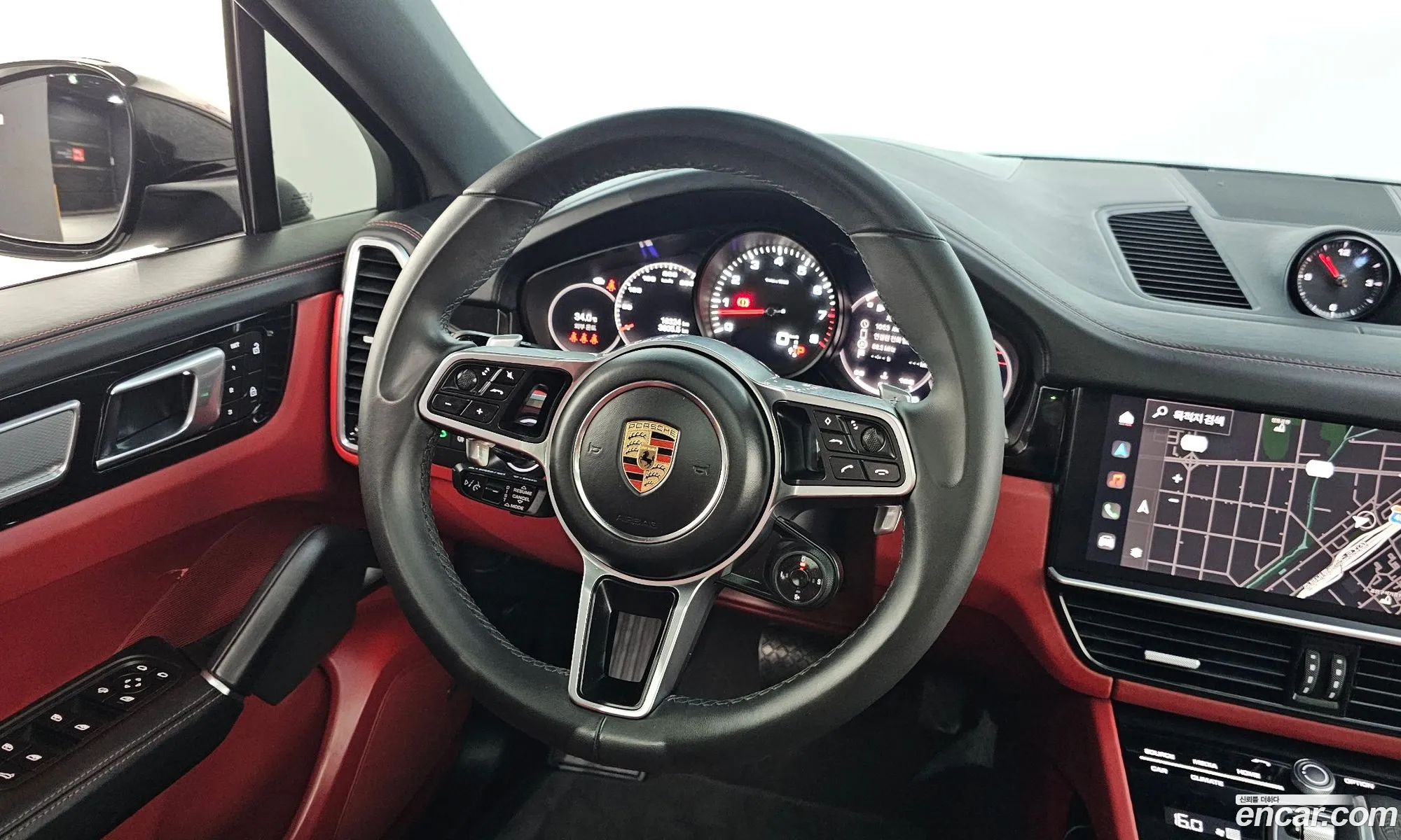 Porsche Cayenne 2022 — 10