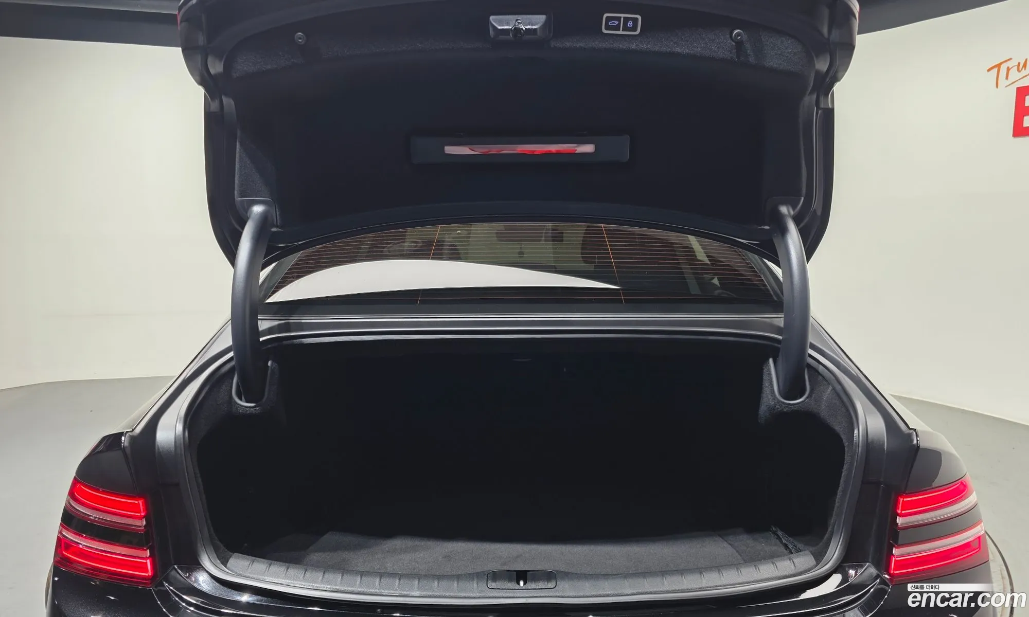 Genesis G80 2023 KMTGB41CDRU203579 — 20