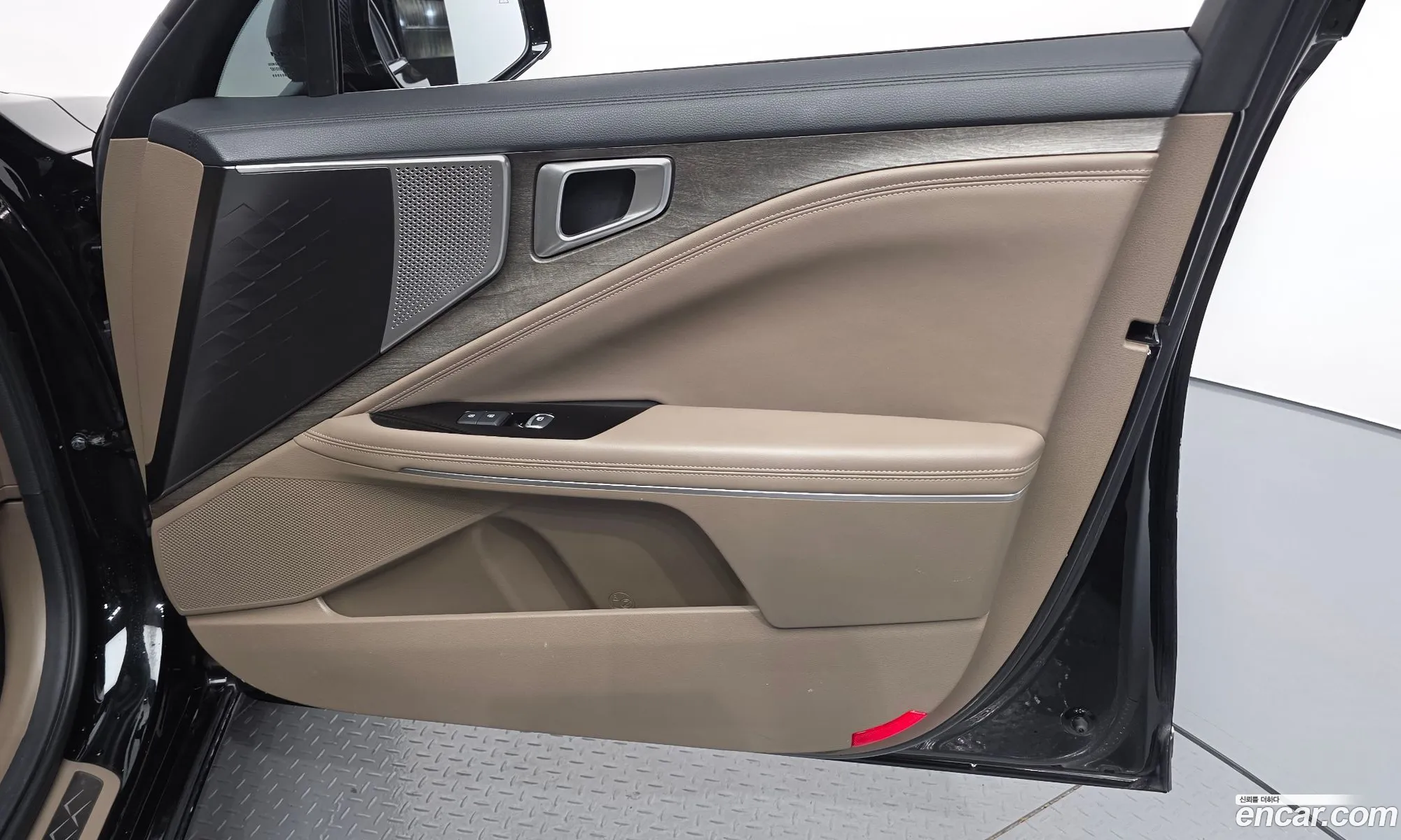 Kia K8 Hybrid 2021 — 9