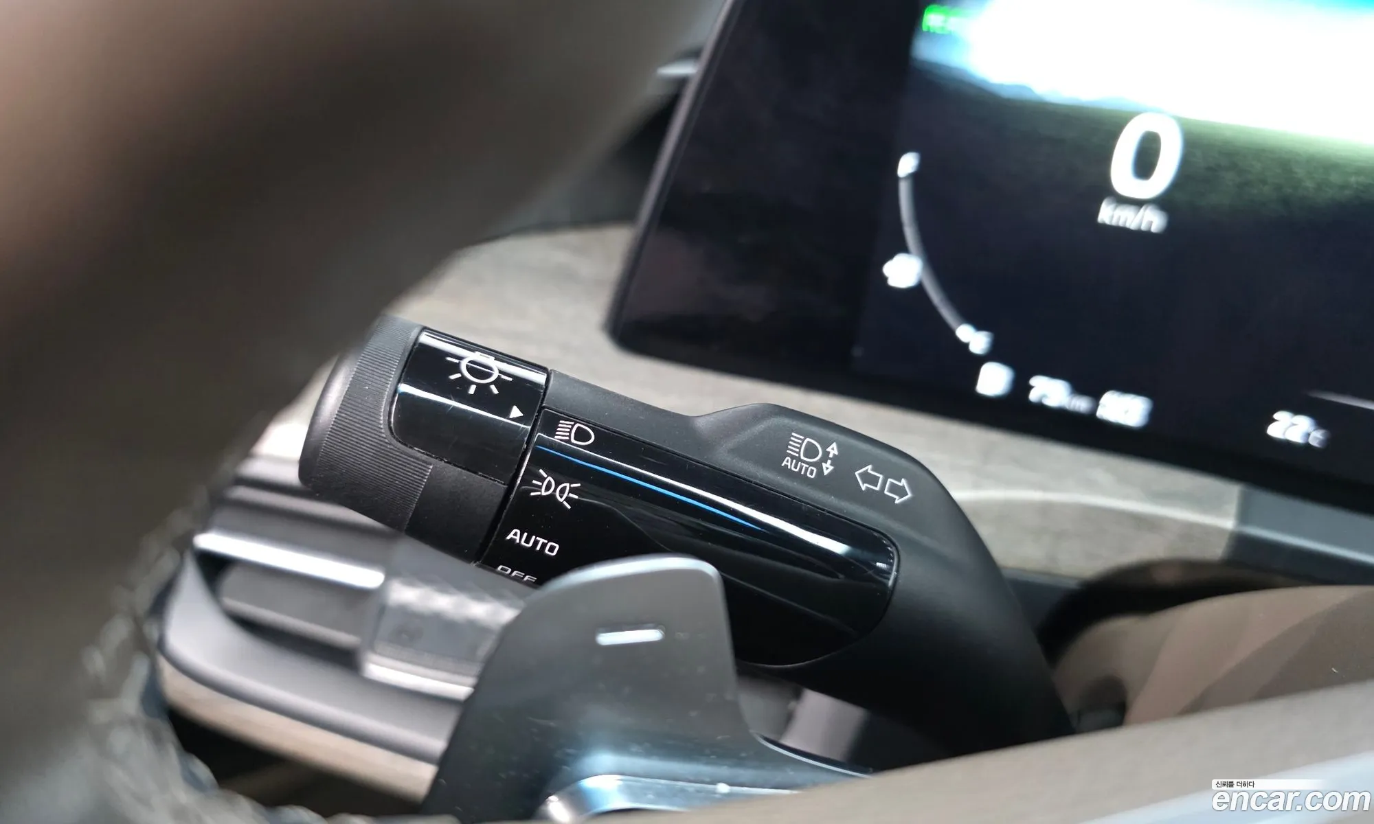 Kia K8 Hybrid 2021 — 24