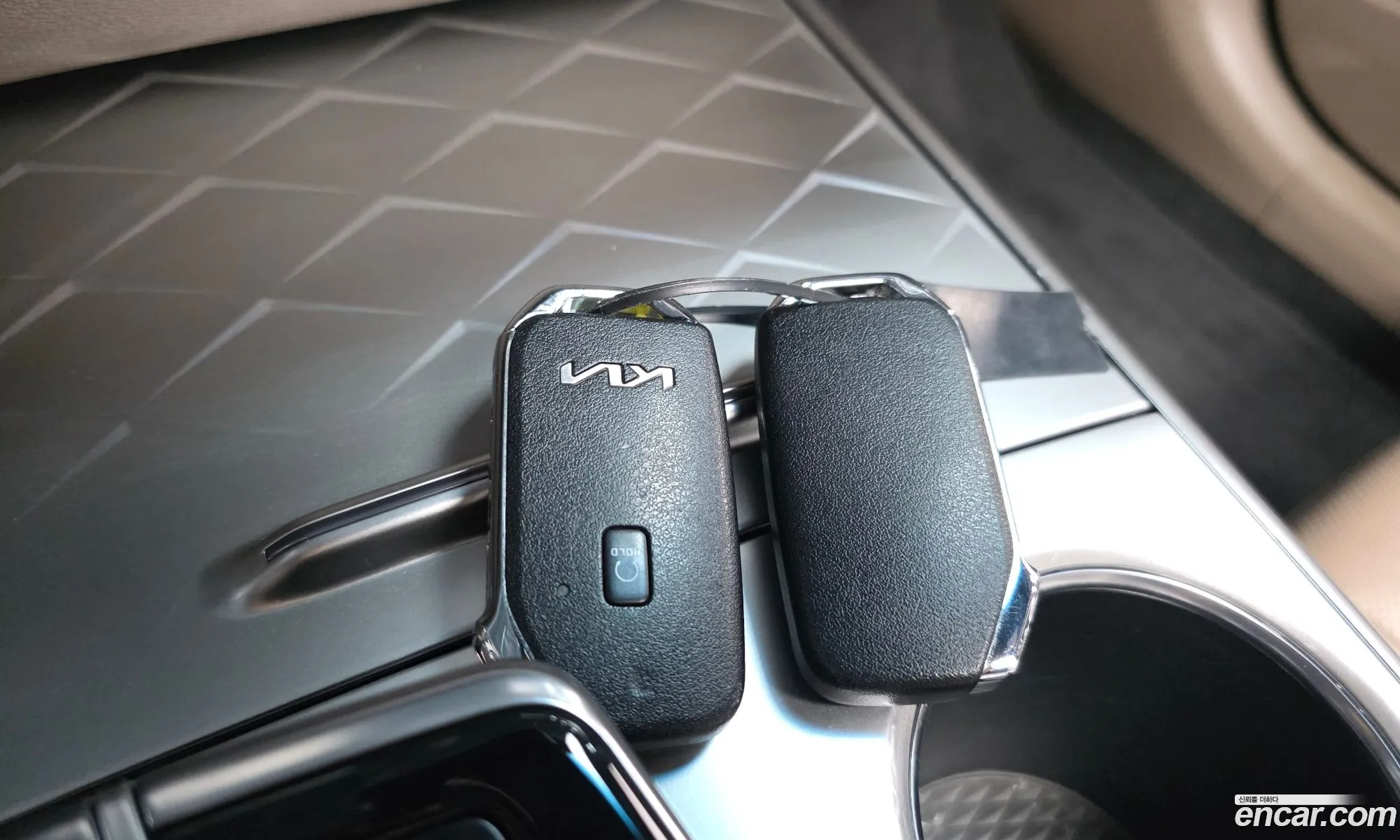 Kia K8 Hybrid 2021 — 20
