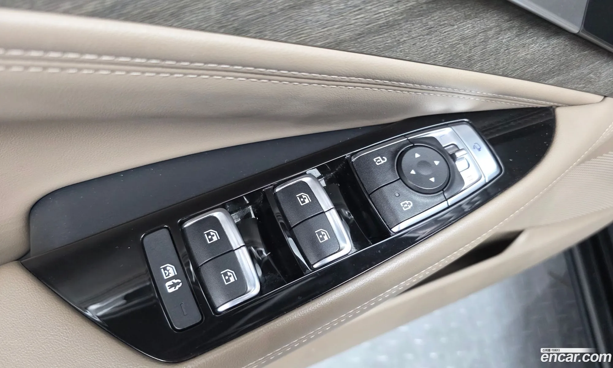 Kia K8 Hybrid 2021 — 22