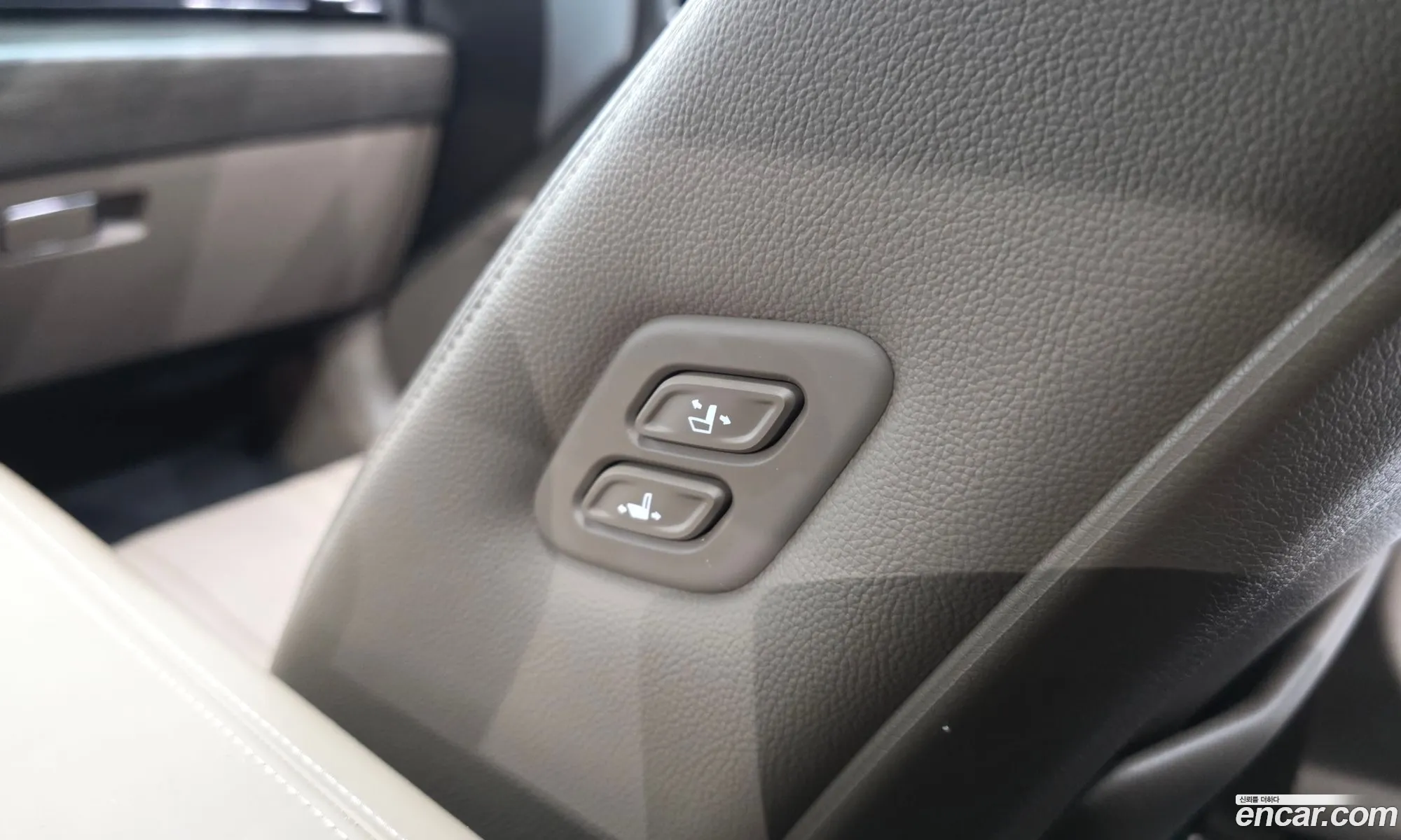 Kia K8 Hybrid 2021 — 6