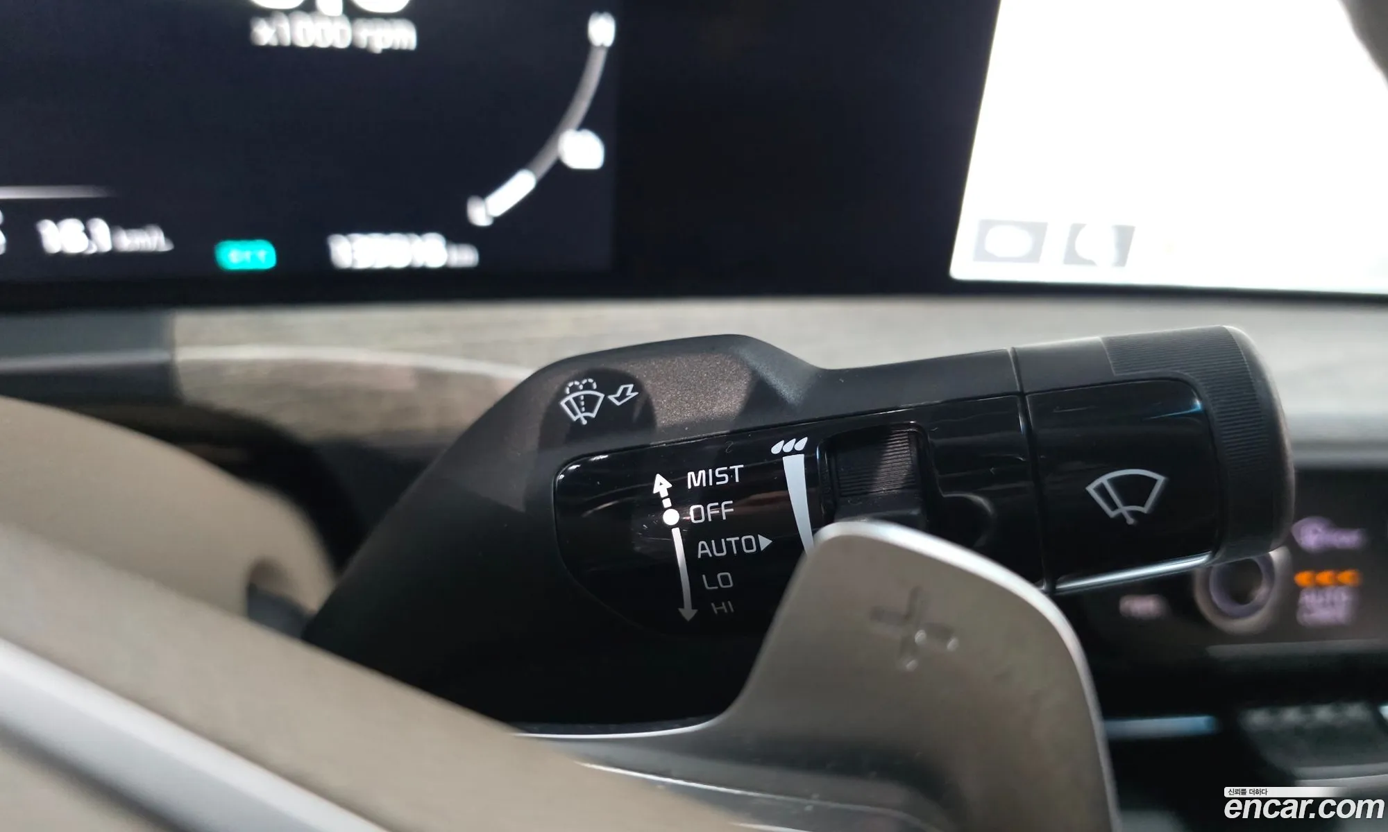 Kia K8 Hybrid 2021 — 8