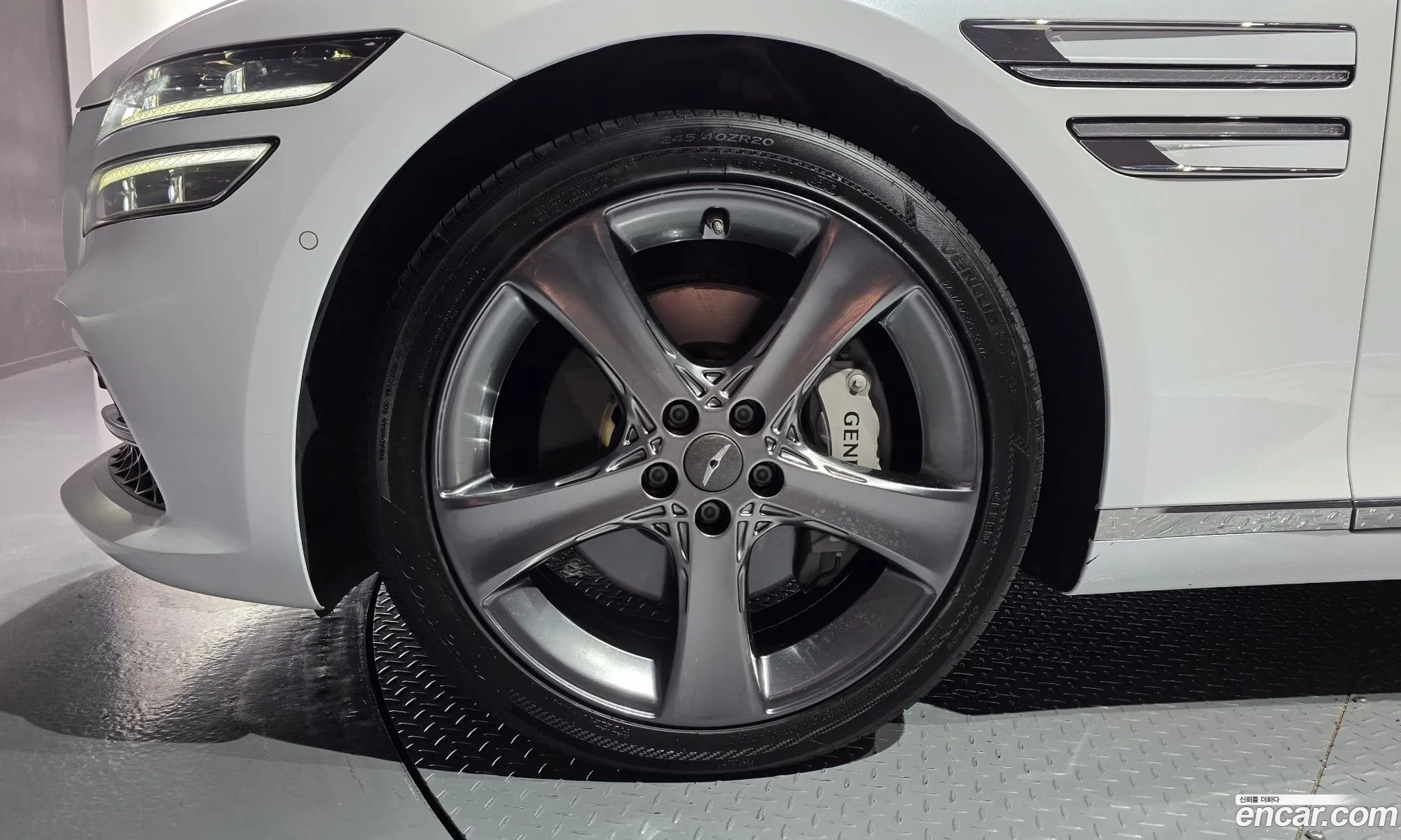 Genesis G80 2023 KMTGB41CDPU187540 — 13