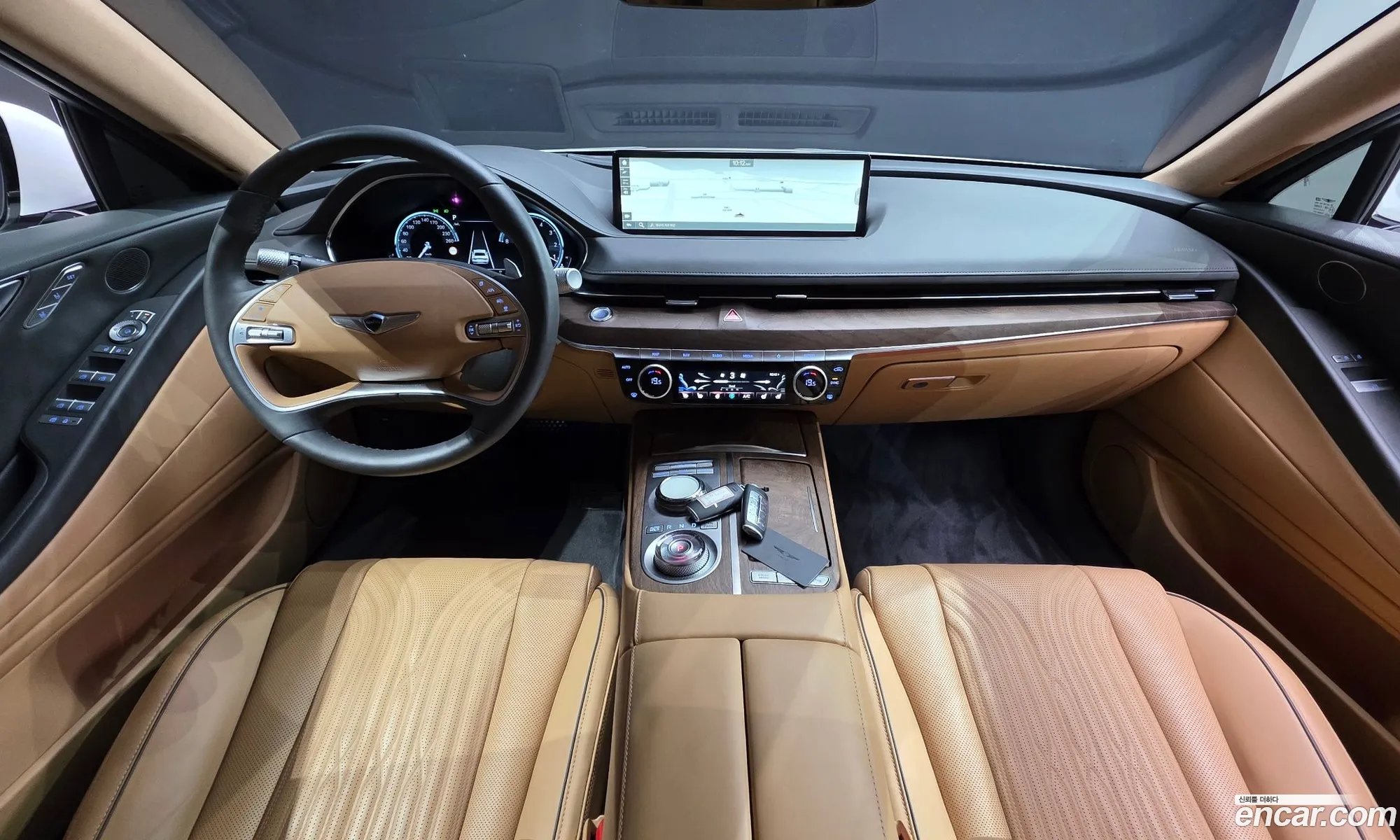 Genesis G80 2023 KMTGB41CDPU187540 — 6