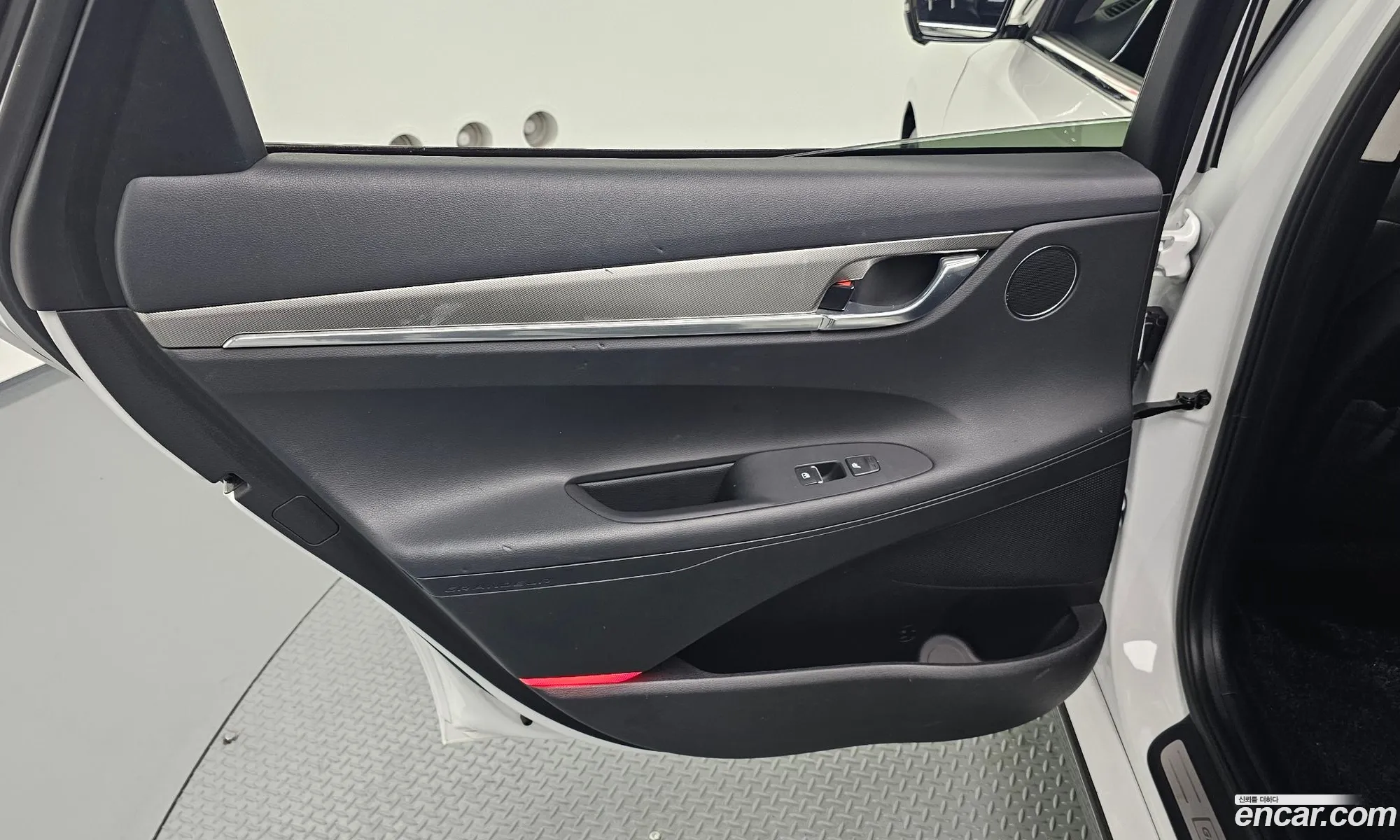 Hyundai Grandeur IG 2021 — 23