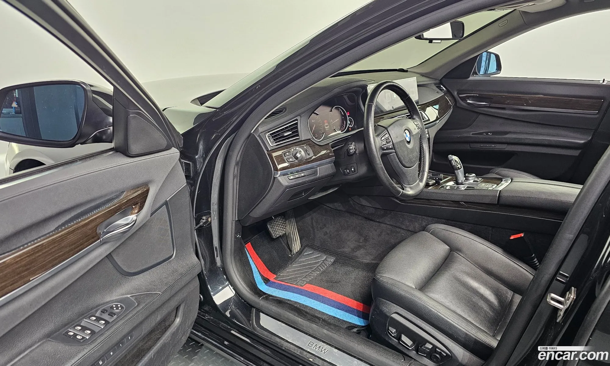 BMW 7 Series 2012 WBAYG4109DDE81269 — 15