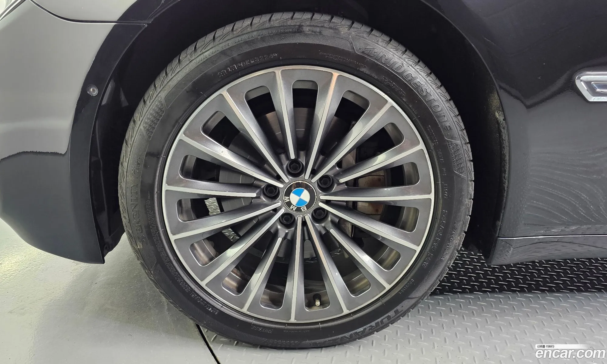 BMW 7 Series 2012 WBAYG4109DDE81269 — 10