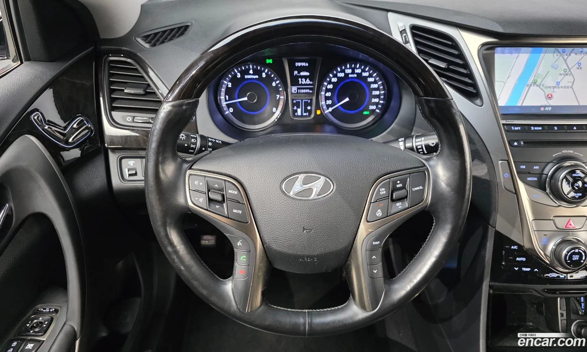 Hyundai Grandeur HG 2011 — 10