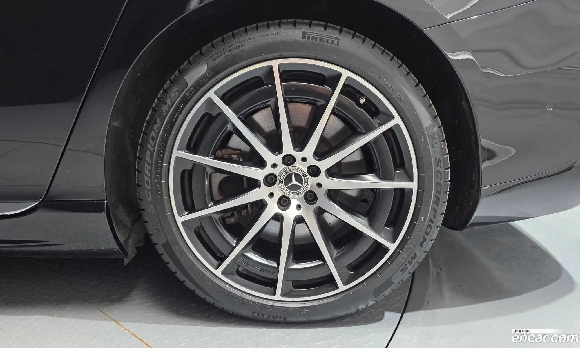 Mercedes-Benz EQS V297 2023 — 12