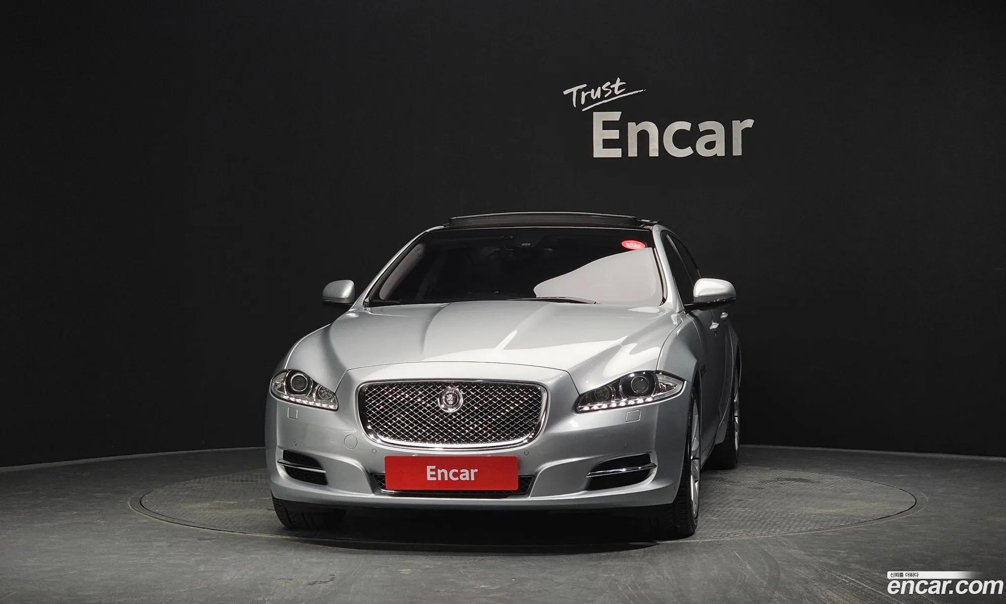 Jaguar XJ 2012 SAJAA2229CNV27667 — 13