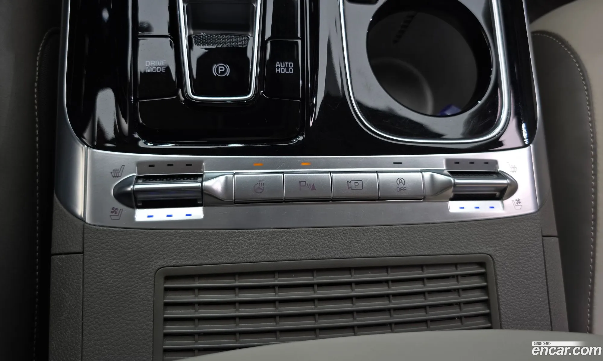 Kia Carnival 2021 KNANE81BBMS102032 — 7