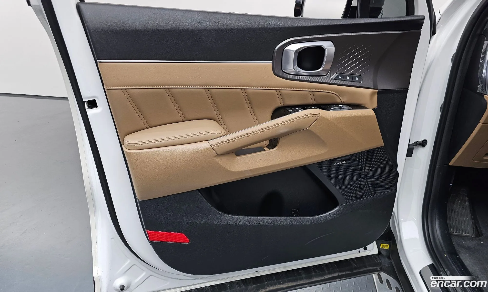 Kia Sorento 2024 KNARK81GDRA327267 — 30