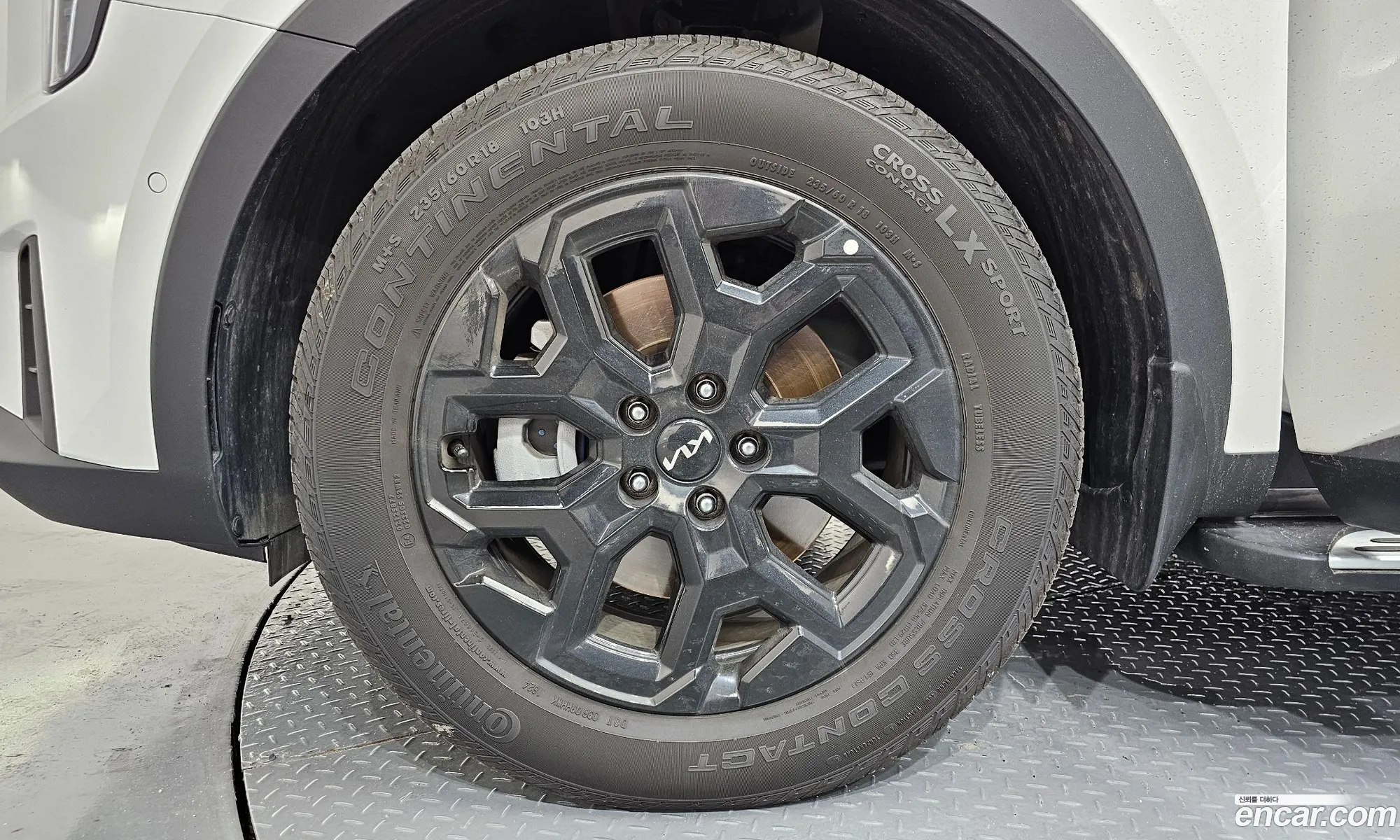 Kia Sorento 2024 KNARK81GDRA327267 — 31